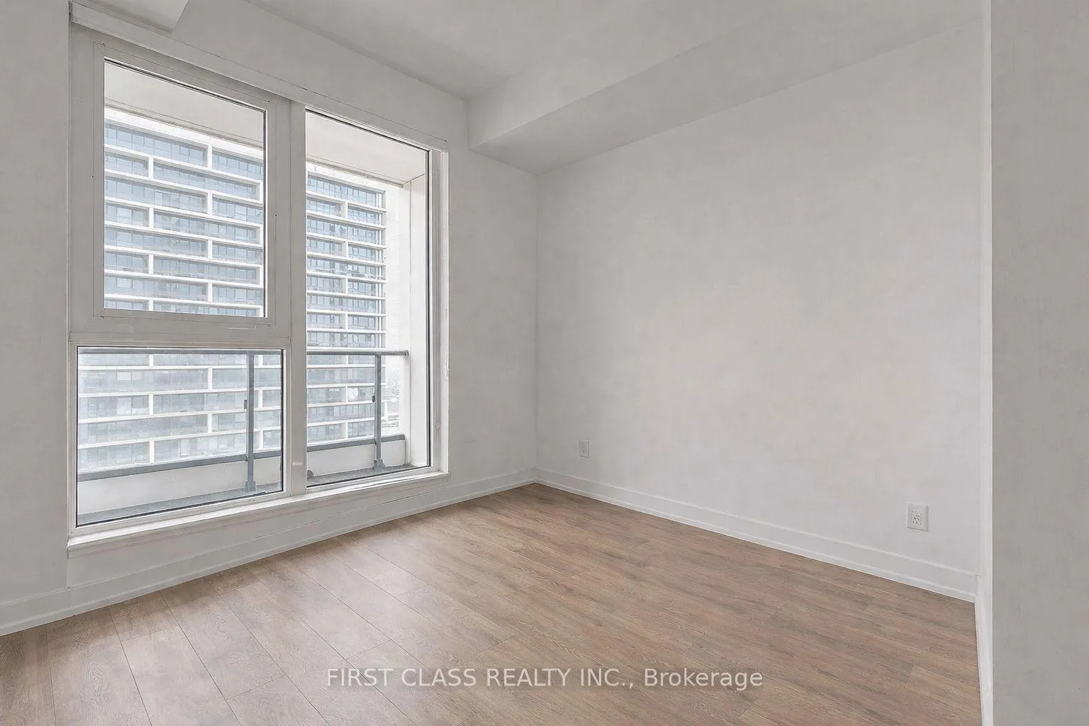 Photo 2 of Unit 5507, 898 Portage Parkway, Vaughan, Vaughan Corporate Centre — HOMEH