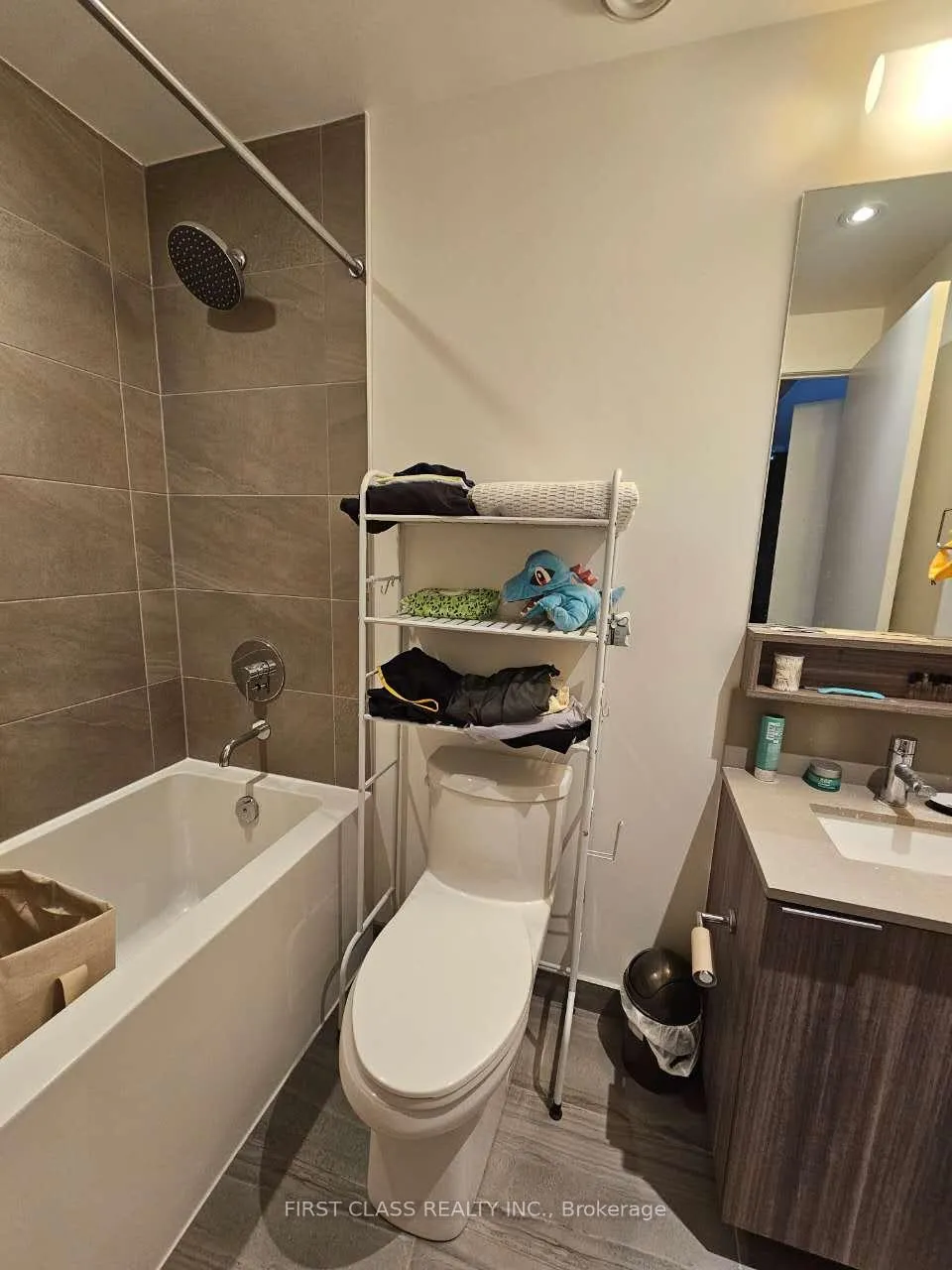 Photo 5 of Unit 5507, 898 Portage Parkway, Vaughan, Vaughan Corporate Centre — HOMEH