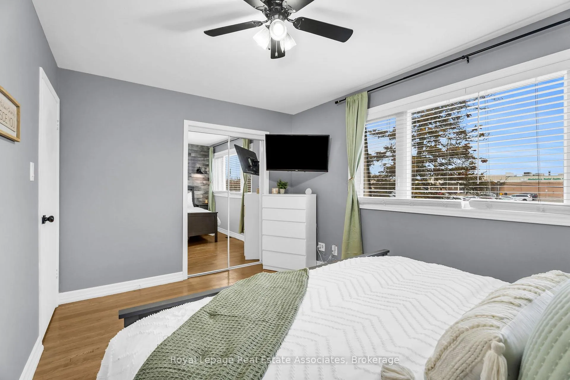 Photo 17 of Unit 31, 20 Mountainview Road S, Halton Hills, Georgetown — HOMEH