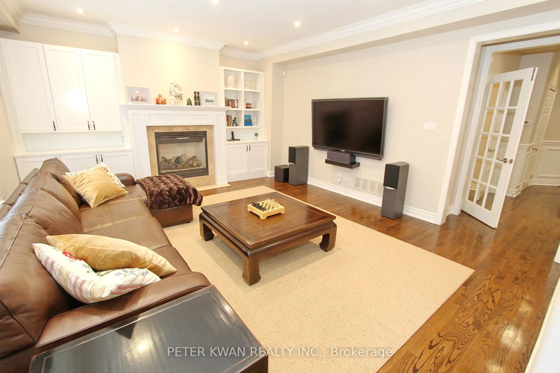 Photo 7 of 19 Seabreeze Avenue, Vaughan, Patterson — HOMEH