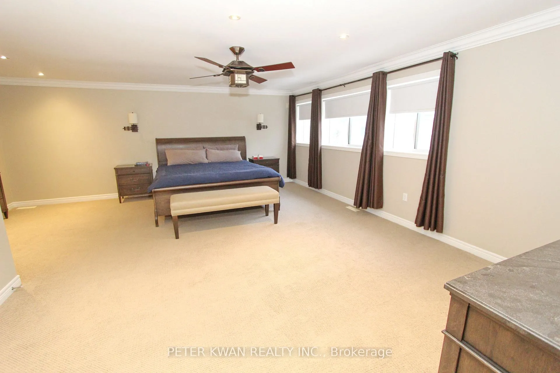 Photo 15 of 19 Seabreeze Avenue, Vaughan, Patterson — HOMEH