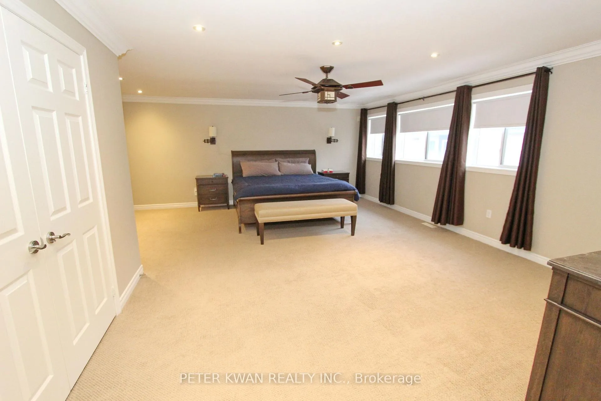Photo 16 of 19 Seabreeze Avenue, Vaughan, Patterson — HOMEH