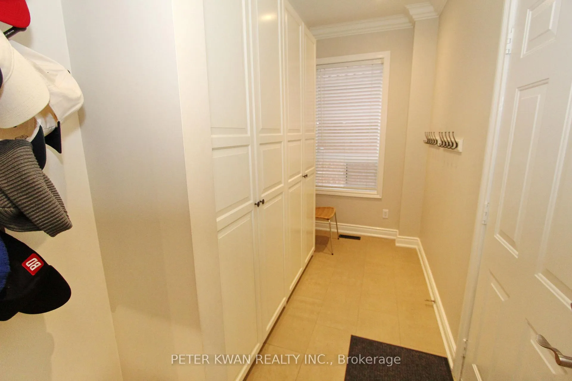 Photo 18 of 19 Seabreeze Avenue, Vaughan, Patterson — HOMEH