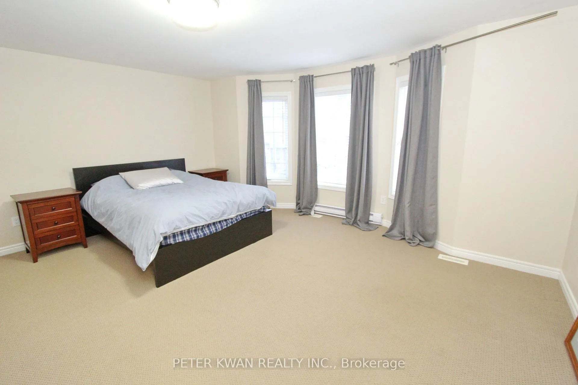 Photo 24 of 19 Seabreeze Avenue, Vaughan, Patterson — HOMEH