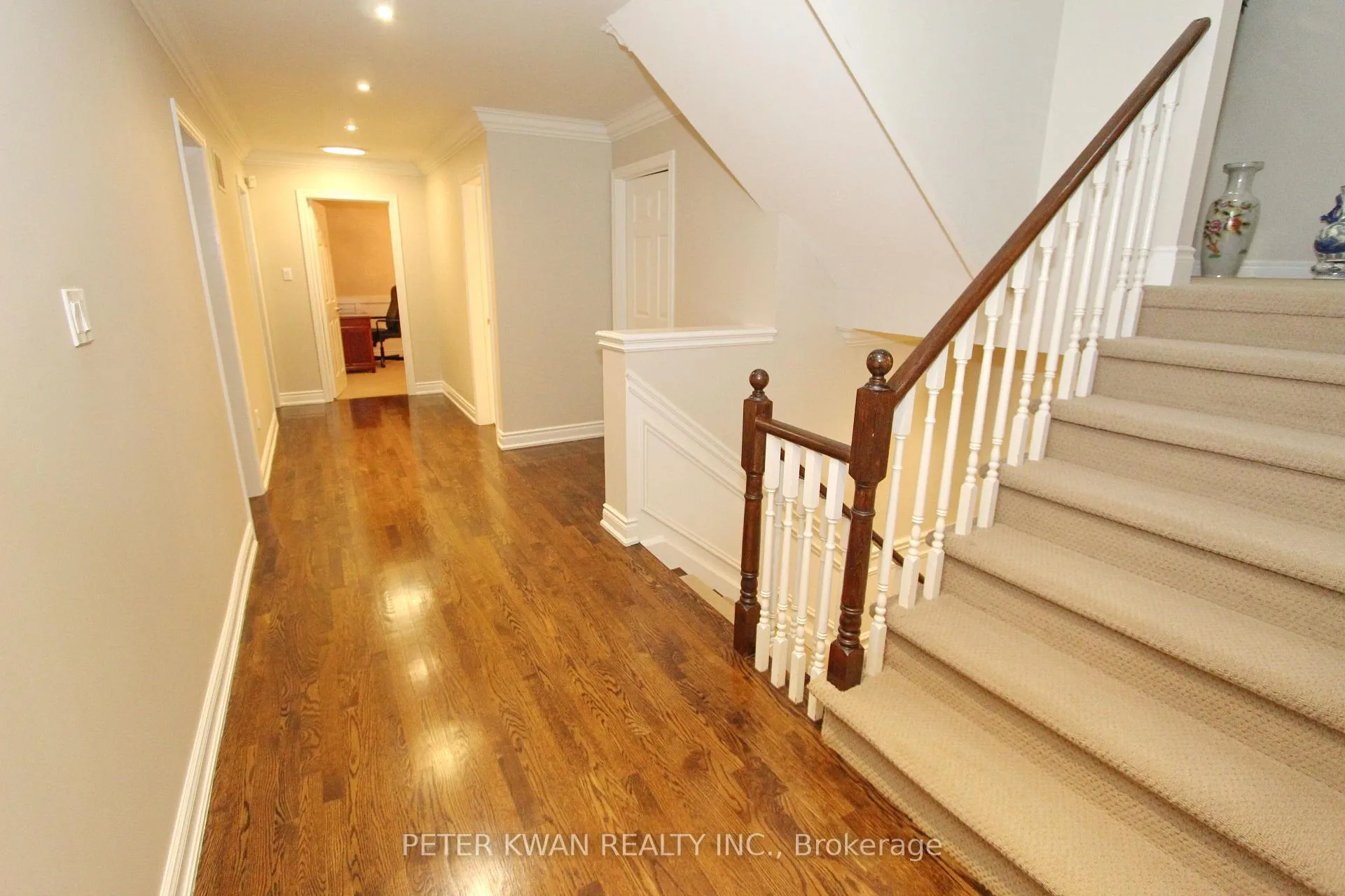 Photo 31 of 19 Seabreeze Avenue, Vaughan, Patterson — HOMEH