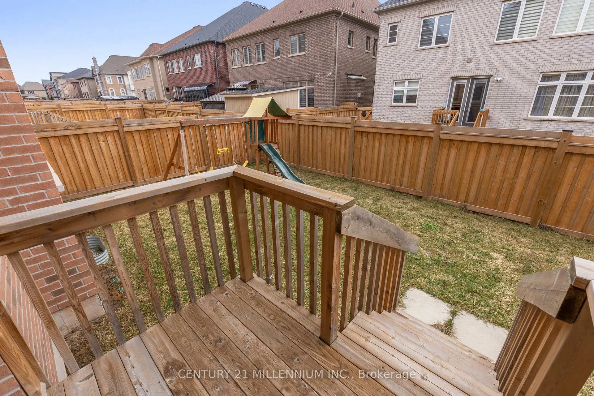 Photo 48 of 29 Midmorning Road S, Brampton, Credit Valley — HOMEH