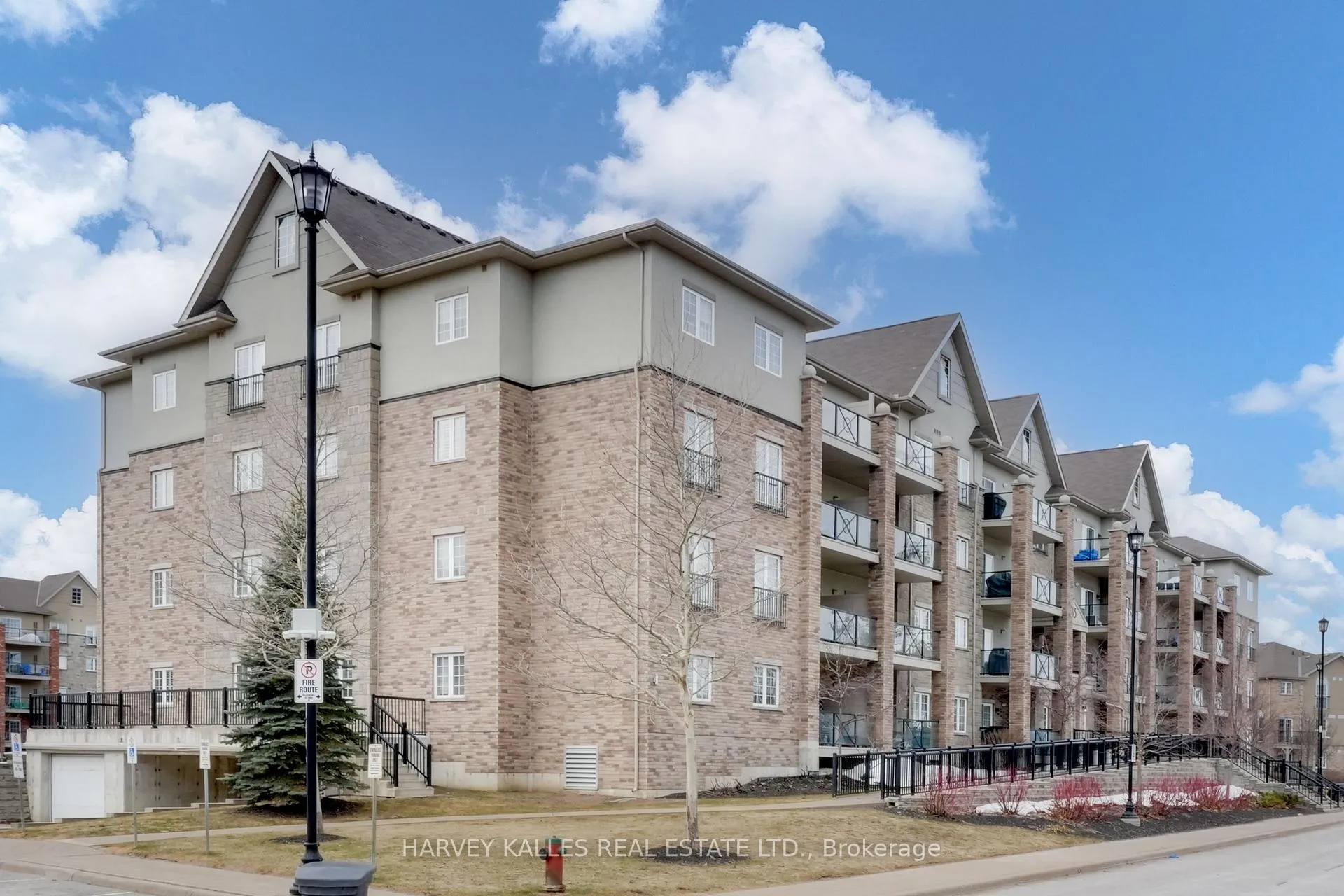 Photo 1 of Unit 303, 45 Ferndale Drive, Barrie, Ardagh — HOMEH