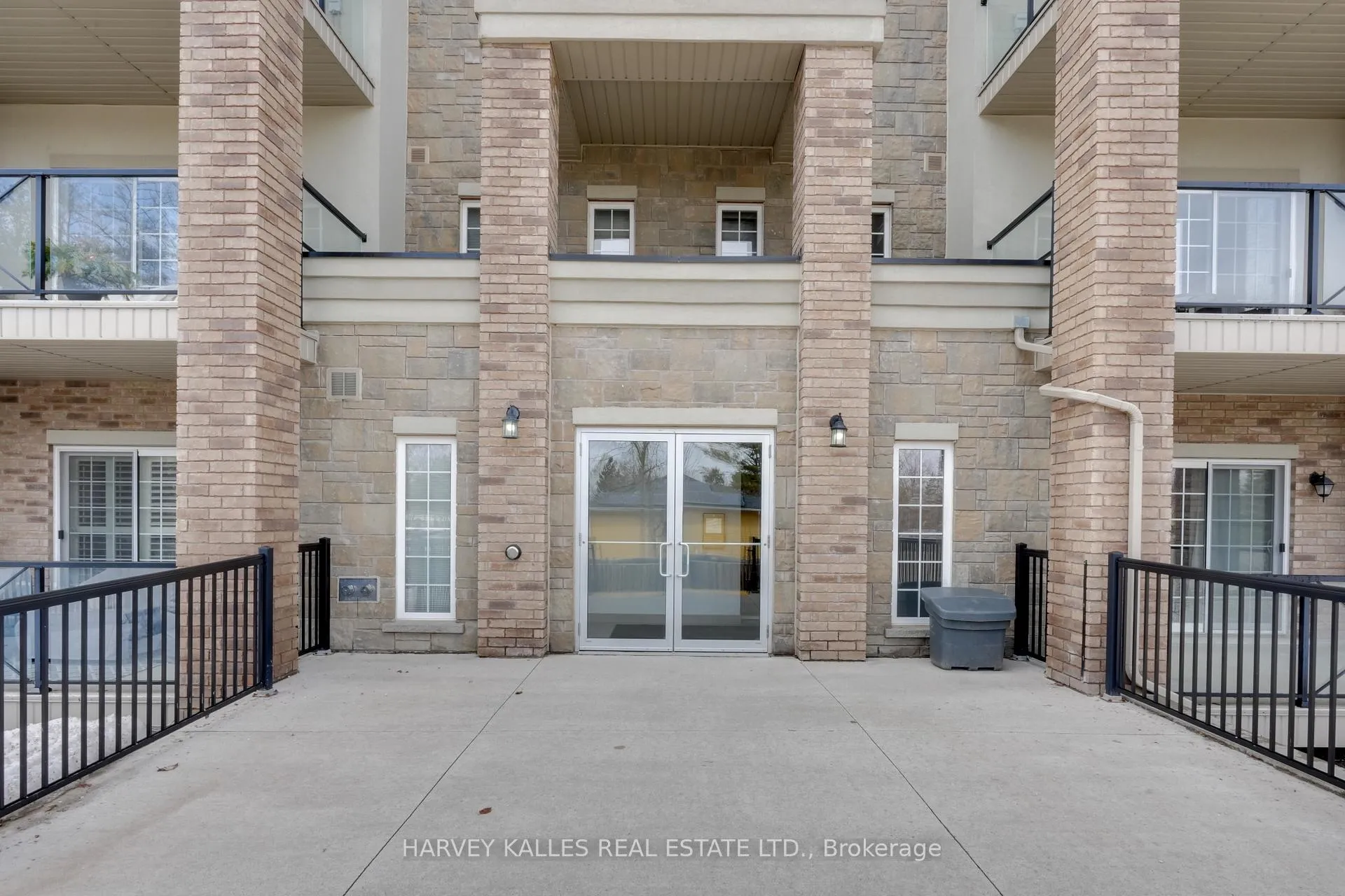 Photo 25 of Unit 303, 45 Ferndale Drive, Barrie, Ardagh — HOMEH