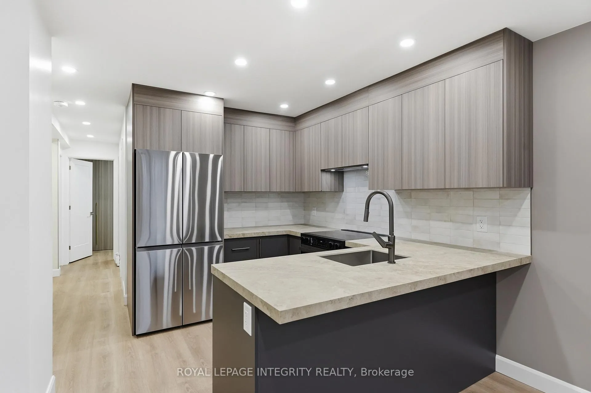 Photo 9 of Unit B, 2291 Badger Crescent, Ottawa, Queensway Terrace South/Ridgeview — HOMEH
