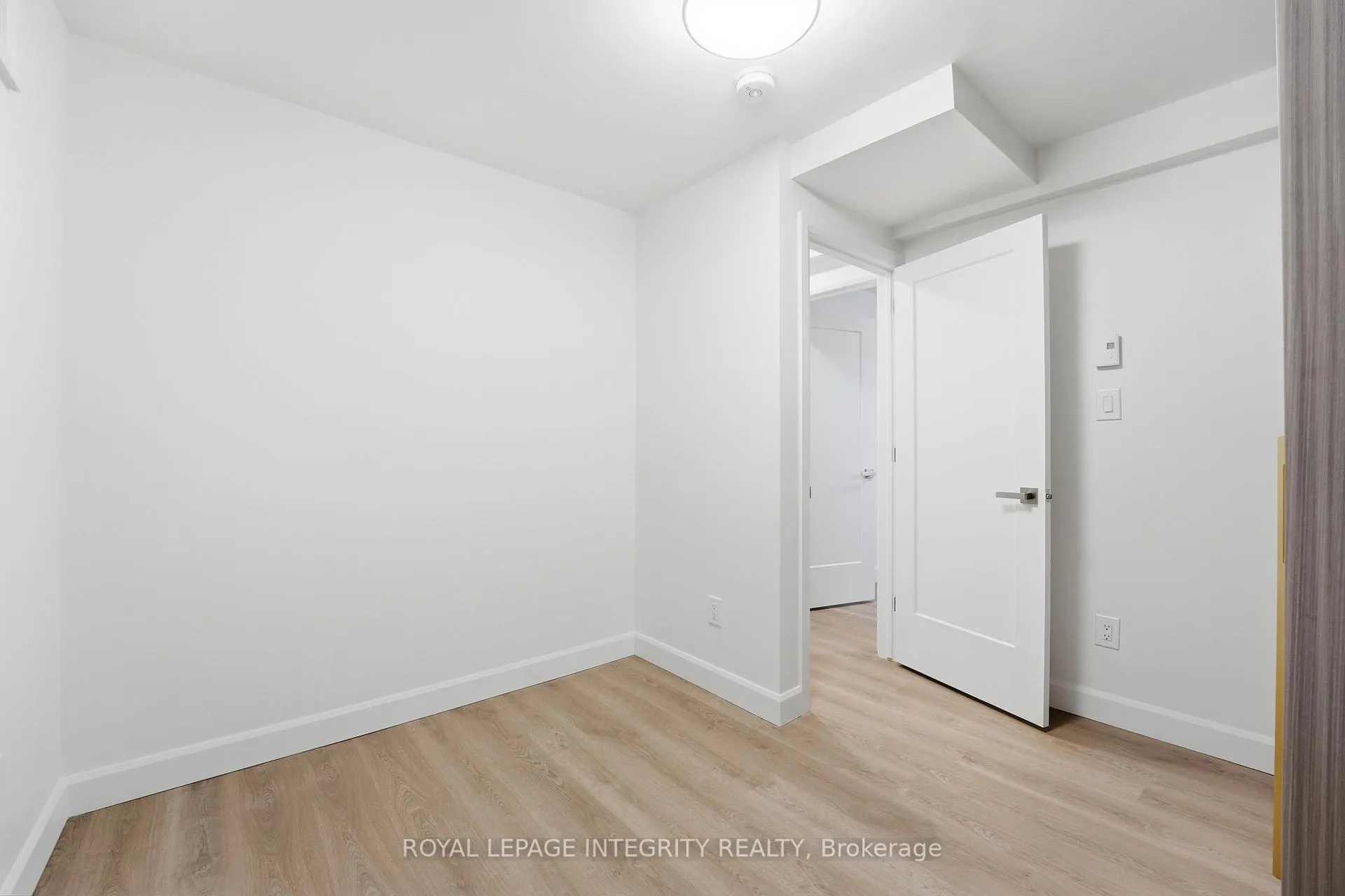Photo 16 of Unit B, 2291 Badger Crescent, Ottawa, Queensway Terrace South/Ridgeview — HOMEH