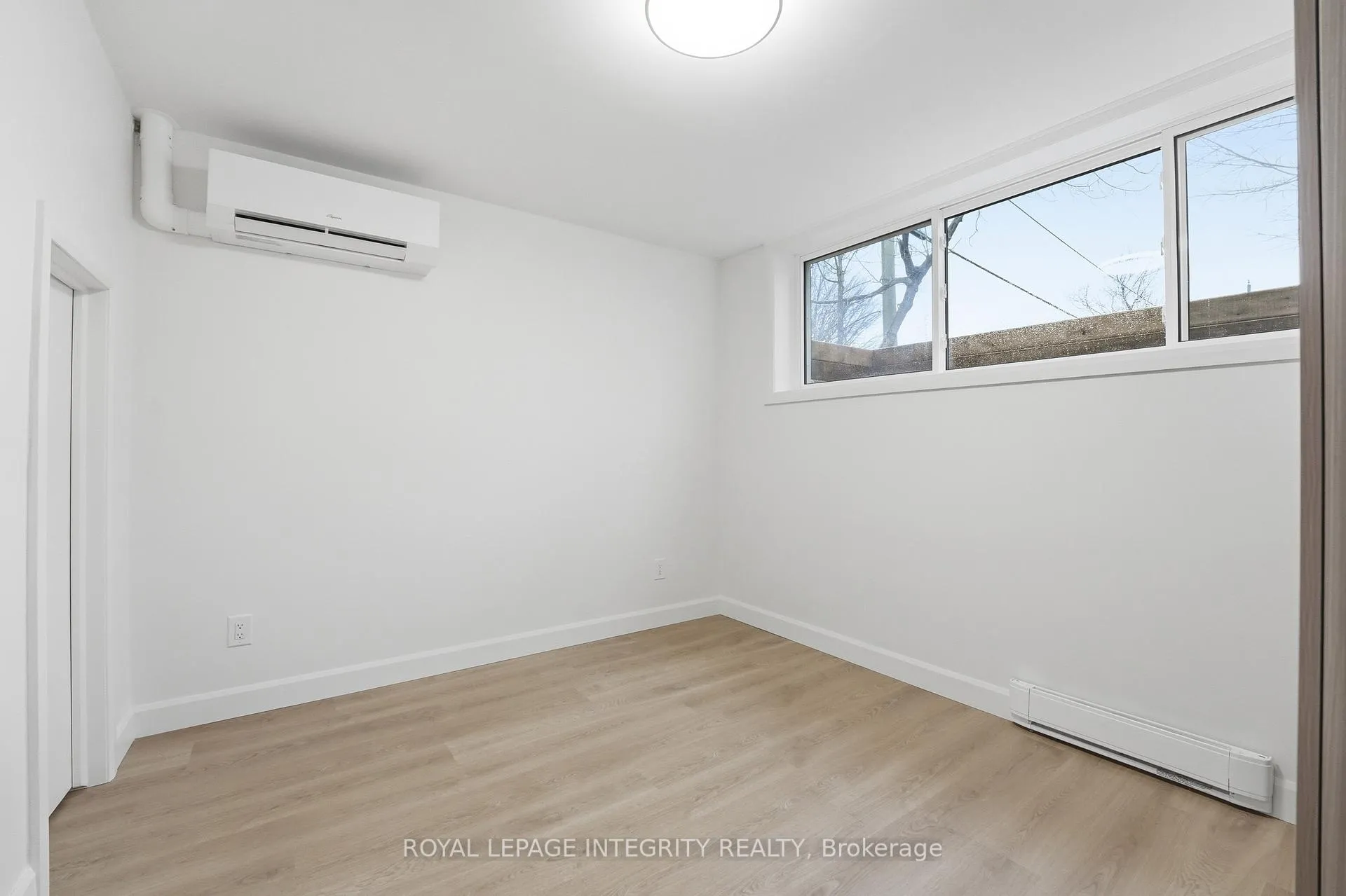 Photo 18 of Unit B, 2291 Badger Crescent, Ottawa, Queensway Terrace South/Ridgeview — HOMEH