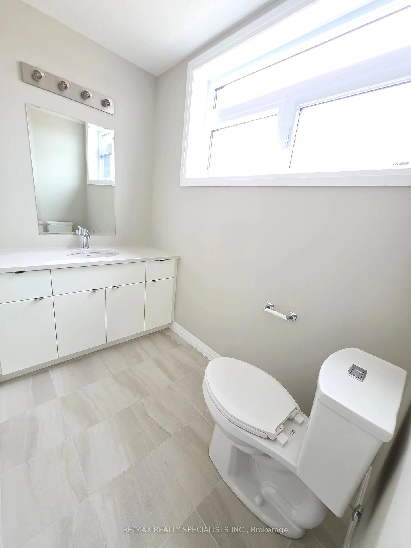 Photo 7 of 81 Thatcher Drive, Guelph, Kortright East — HOMEH