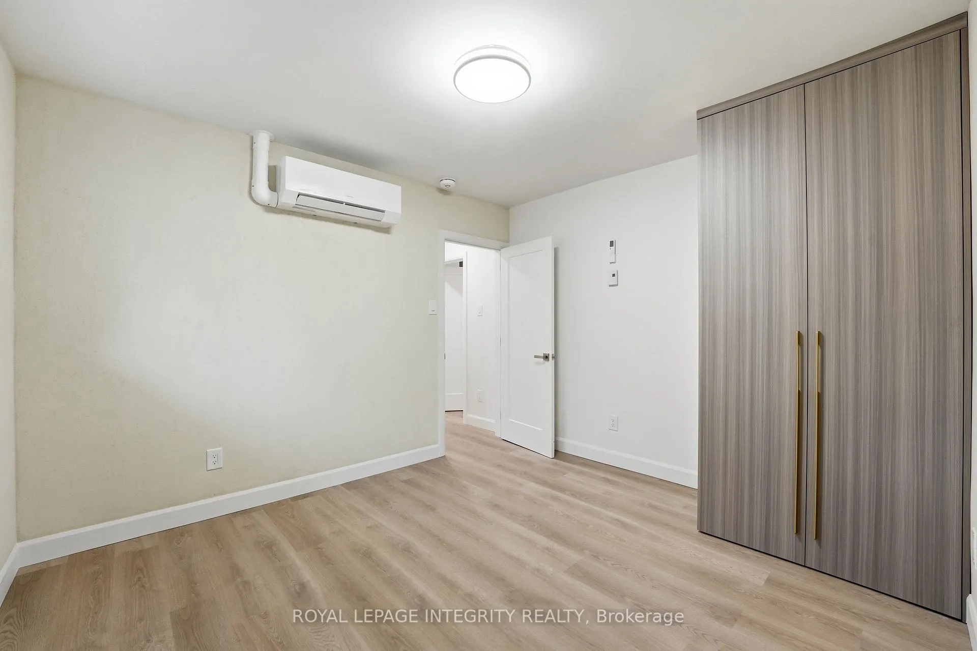 Photo 19 of Unit A, 2291 Badger Crescent, Ottawa, Queensway Terrace South/Ridgeview — HOMEH