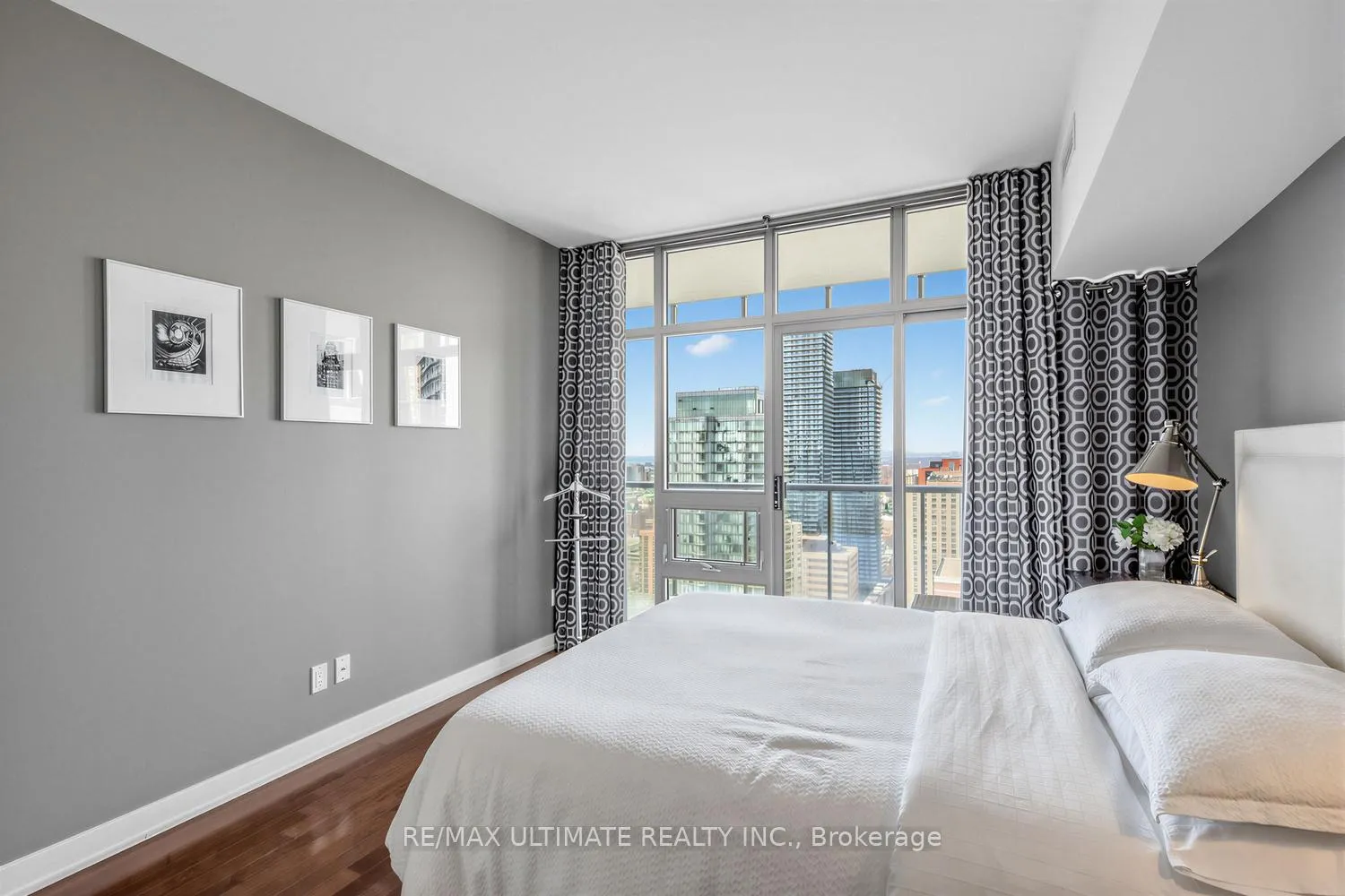 Photo 12 of Unit 3206, 33 Charles Street E, Toronto, Church-Yonge Corridor — HOMEH