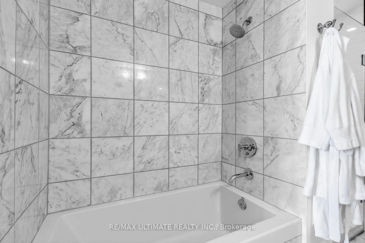 Photo 16 of Unit 3206, 33 Charles Street E, Toronto, Church-Yonge Corridor — HOMEH