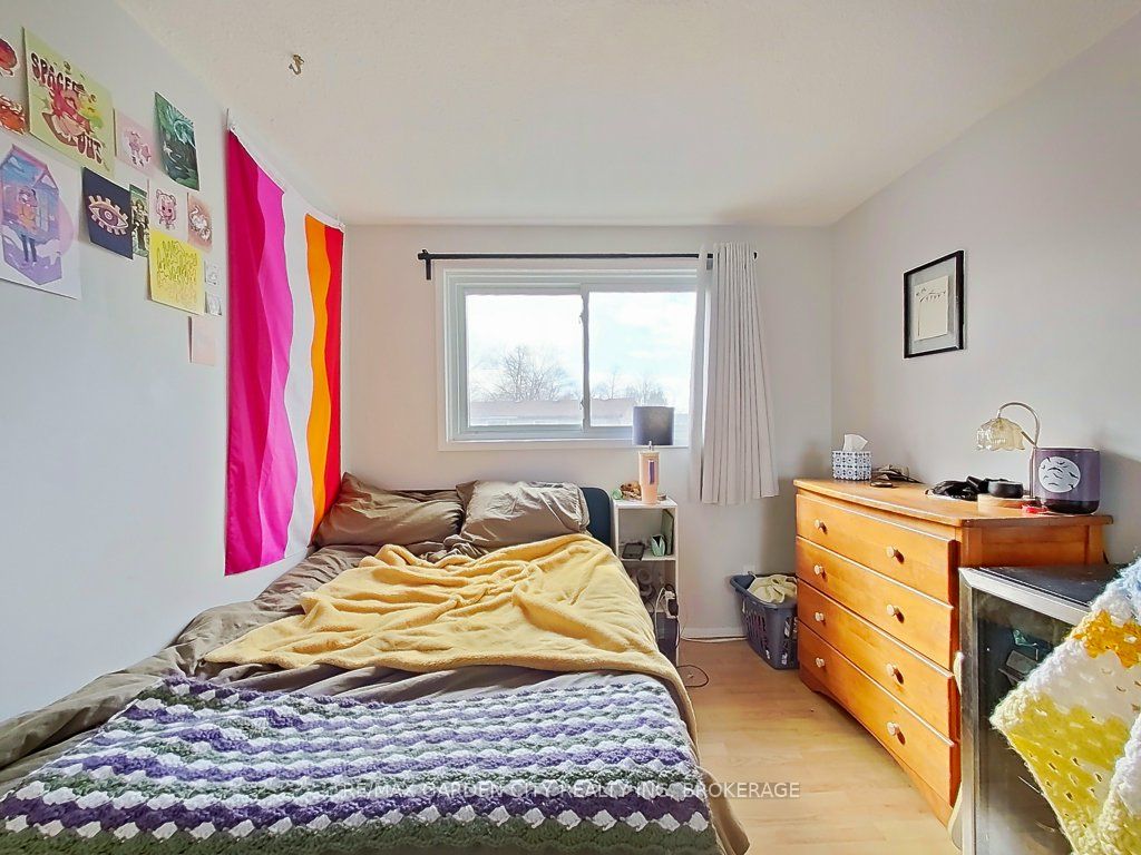 Photo 17 of 105 Tupper Drive, Thorold, Confederation Heights — HOMEH