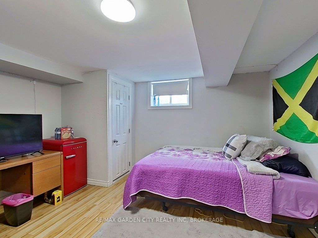 Photo 21 of 105 Tupper Drive, Thorold, Confederation Heights — HOMEH