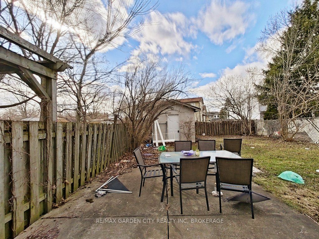 Photo 47 of 105 Tupper Drive, Thorold, Confederation Heights — HOMEH