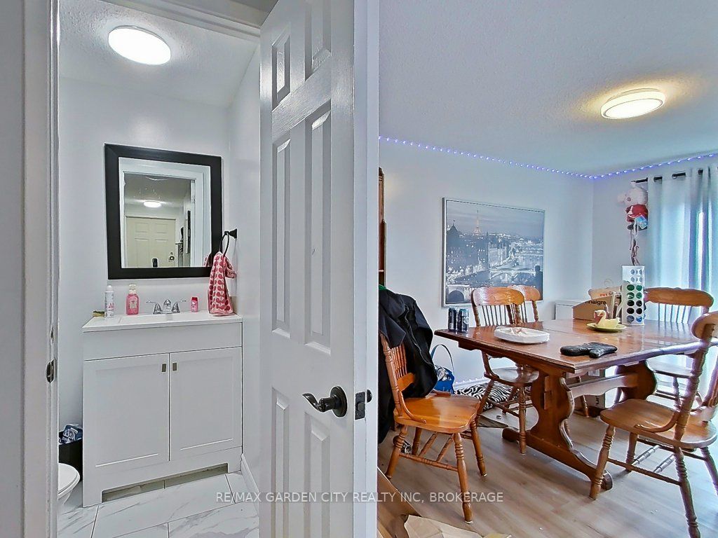 Photo 14 of 105 Tupper Drive, Thorold, Confederation Heights — HOMEH