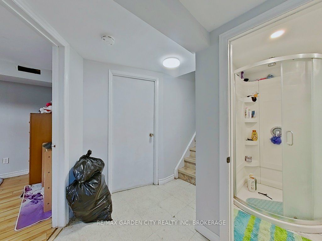 Photo 36 of 105 Tupper Drive, Thorold, Confederation Heights — HOMEH