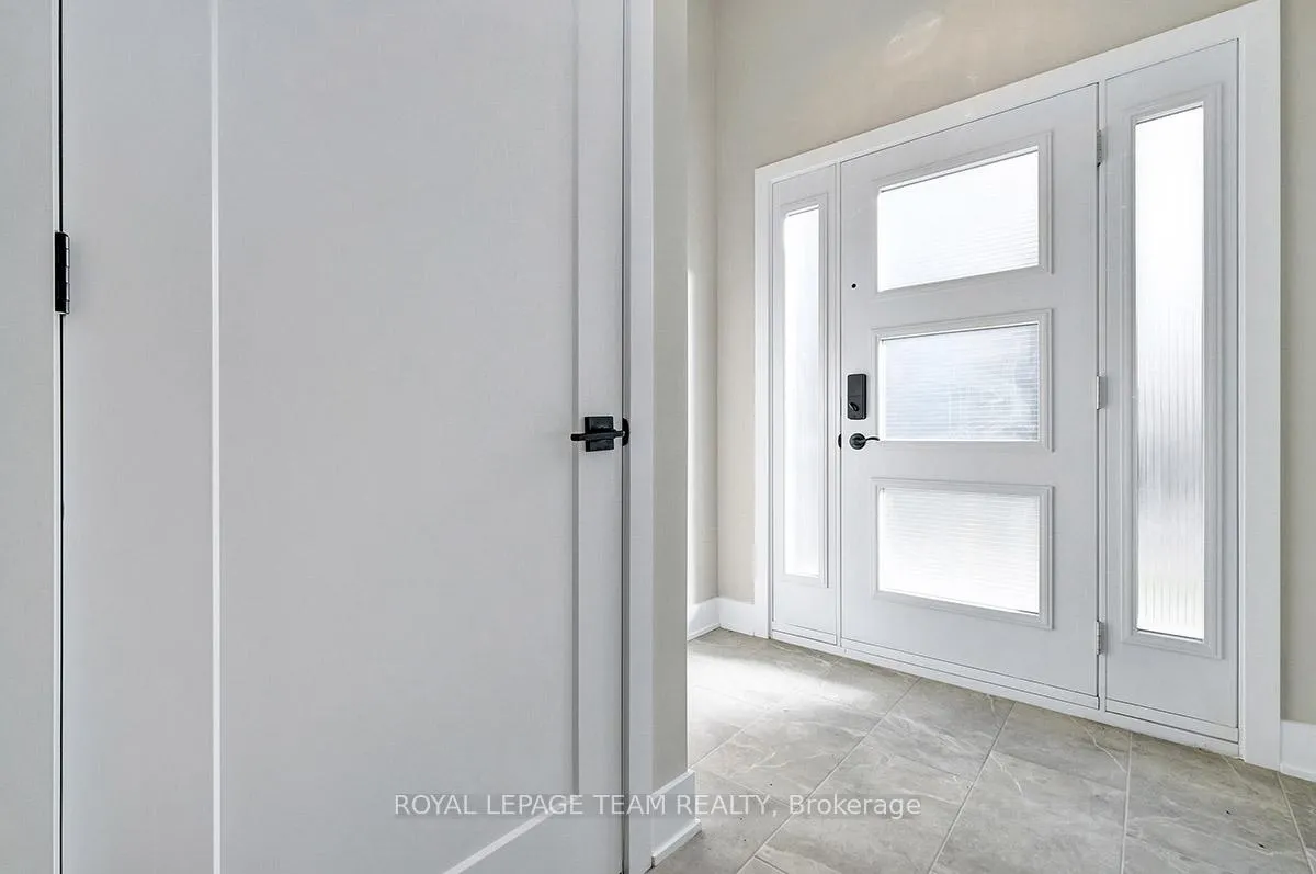 Photo 4 of 1307 Thames Street, Ottawa, Carlington — HOMEH