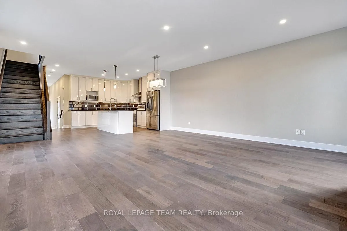 Photo 8 of 1307 Thames Street, Ottawa, Carlington — HOMEH
