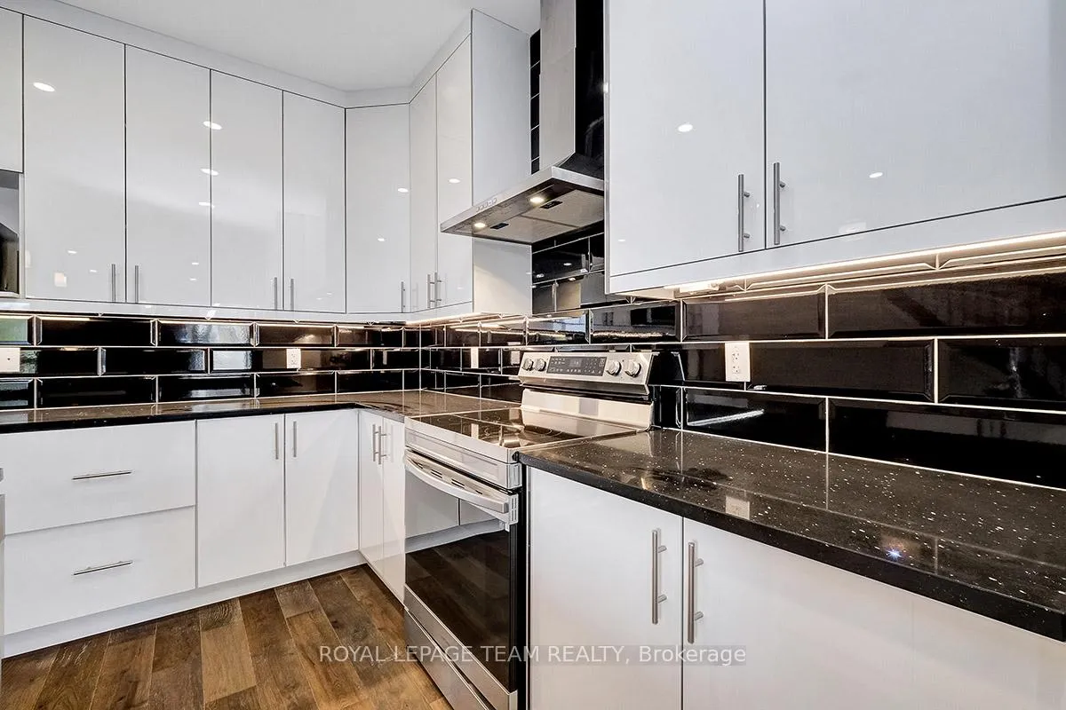 Photo 15 of 1307 Thames Street, Ottawa, Carlington — HOMEH