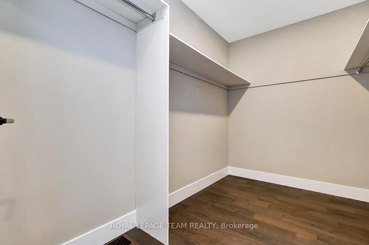 Photo 23 of 1307 Thames Street, Ottawa, Carlington — HOMEH