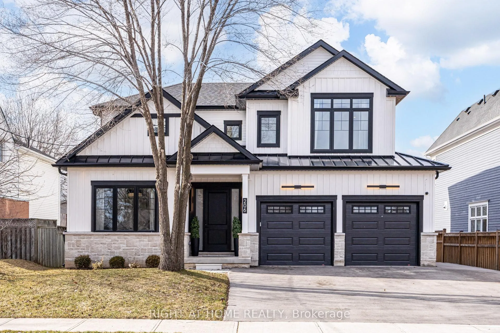 Photo 2 of 206 Elmwood Crescent, Milton, Old Milton — HOMEH