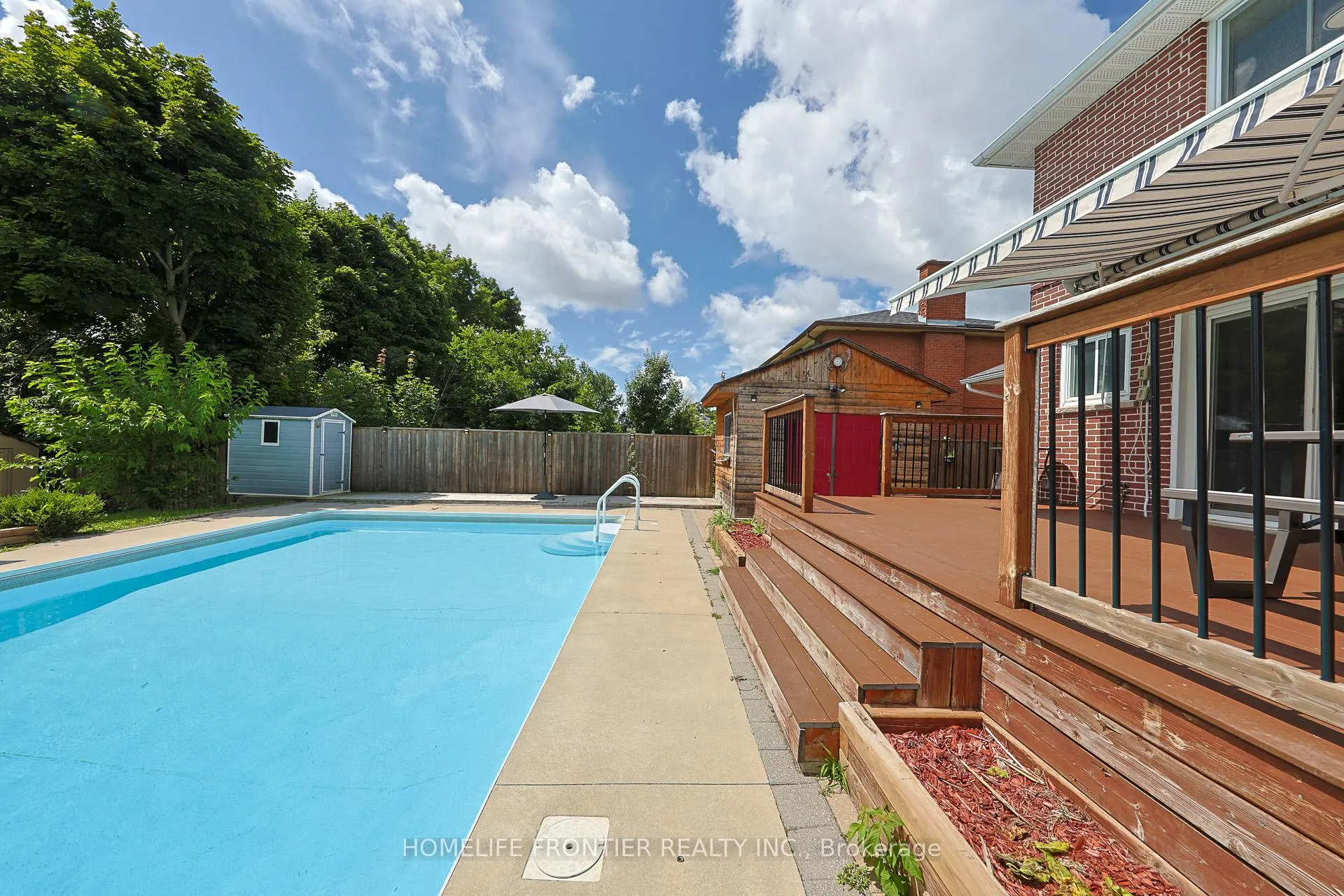 Photo 17 of 267 Grove Street E, Barrie, Wellington — HOMEH