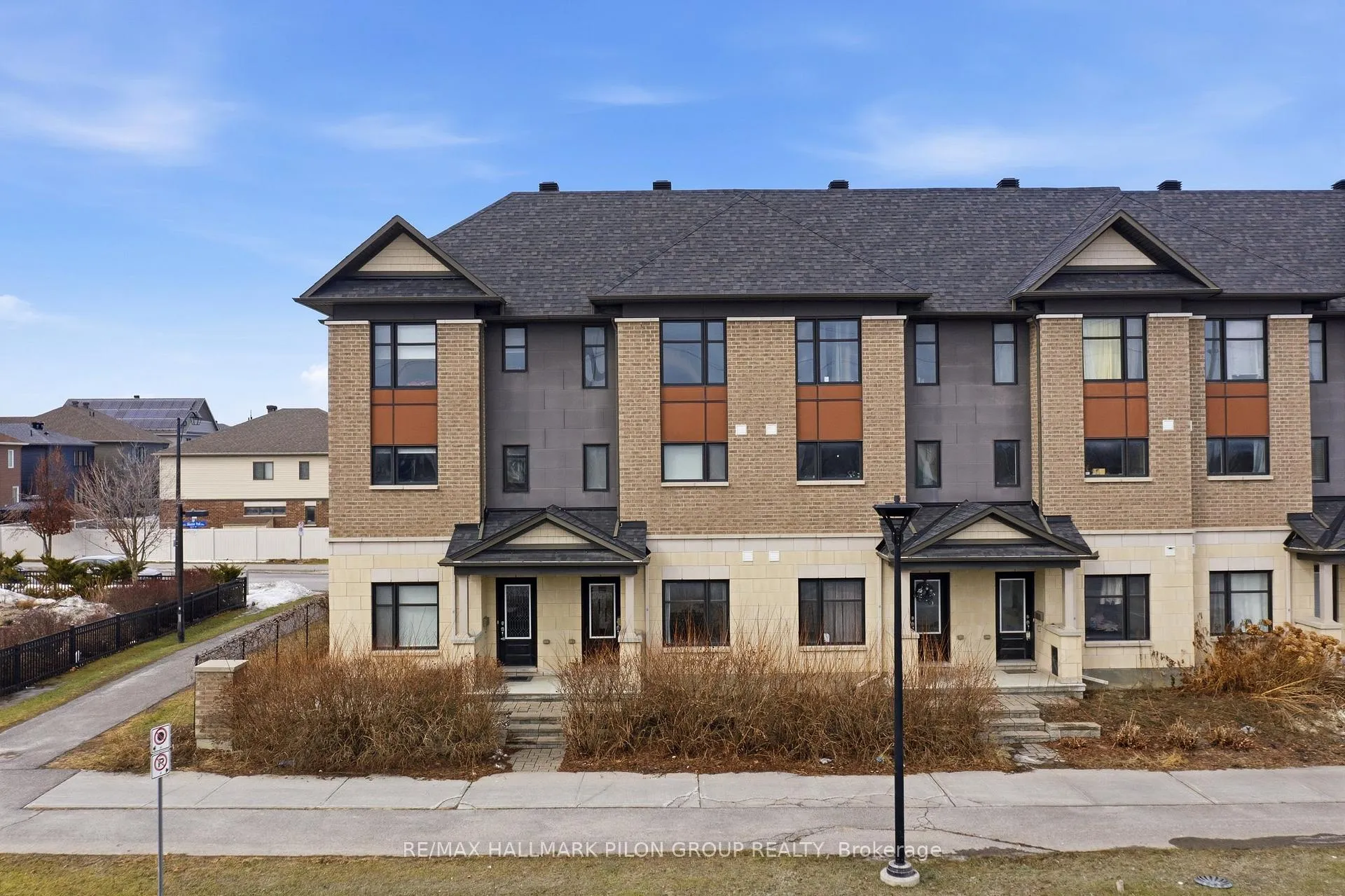 Front of 528 Silvertip Lane