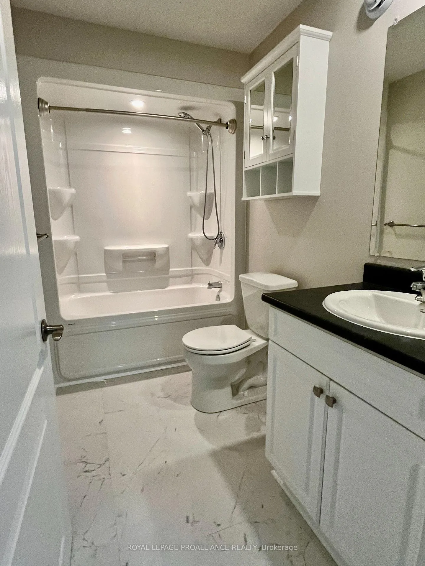 Photo 22 of 71 Dorchester Drive, Prince Edward County, Wellington — HOMEH