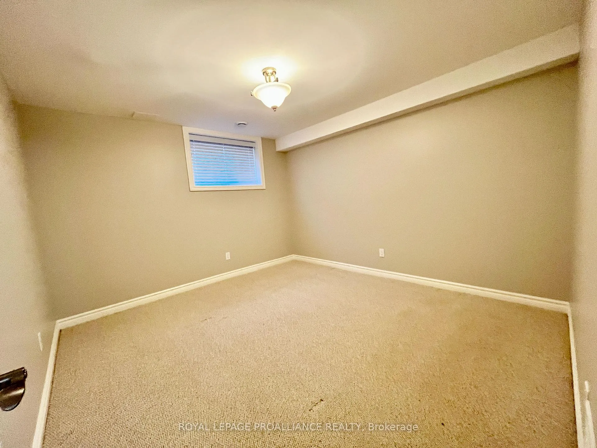 Photo 25 of 71 Dorchester Drive, Prince Edward County, Wellington — HOMEH