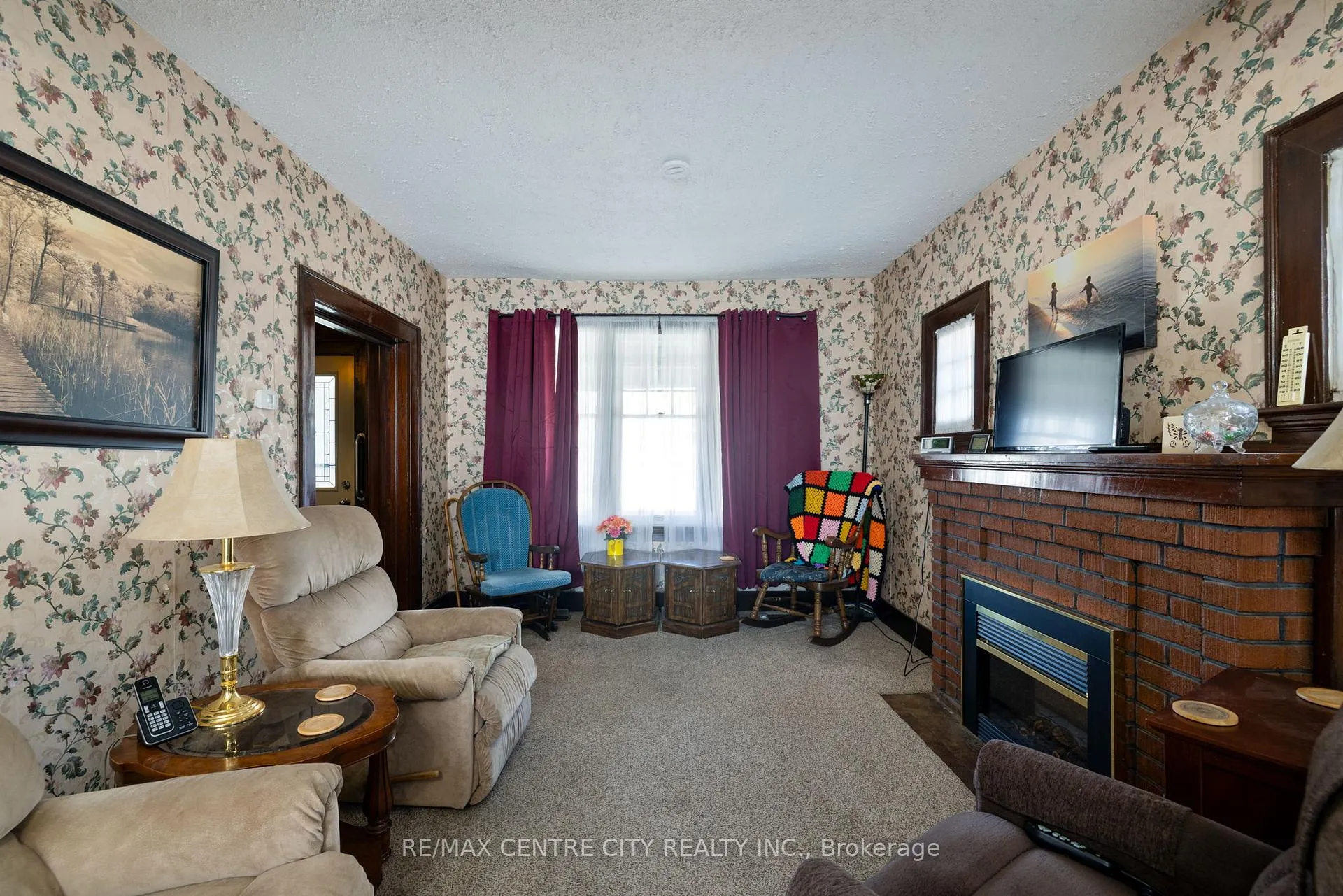 Photo 4 of 14 James Street, Strathroy-Caradoc, NW — HOMEH