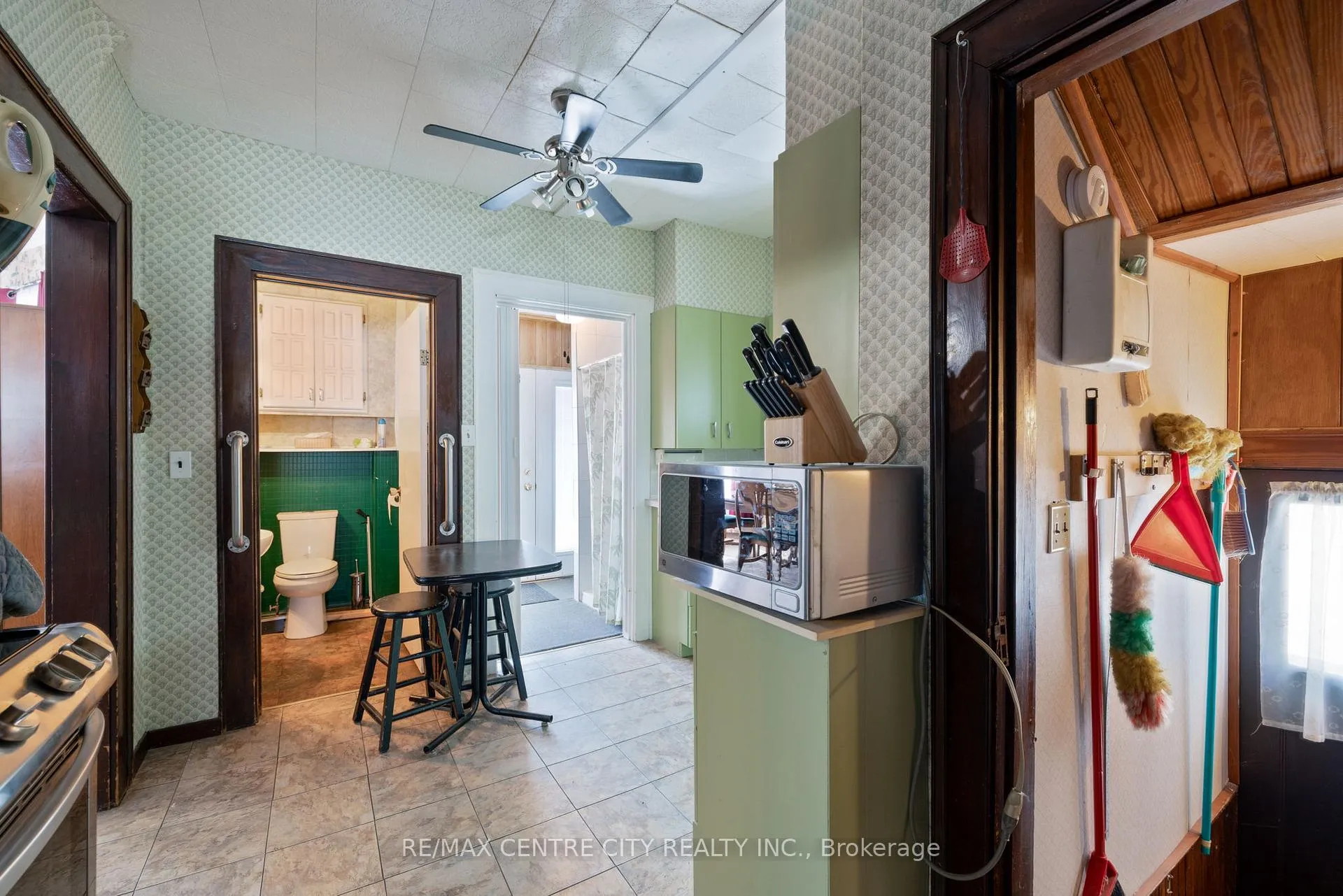Photo 7 of 14 James Street, Strathroy-Caradoc, NW — HOMEH