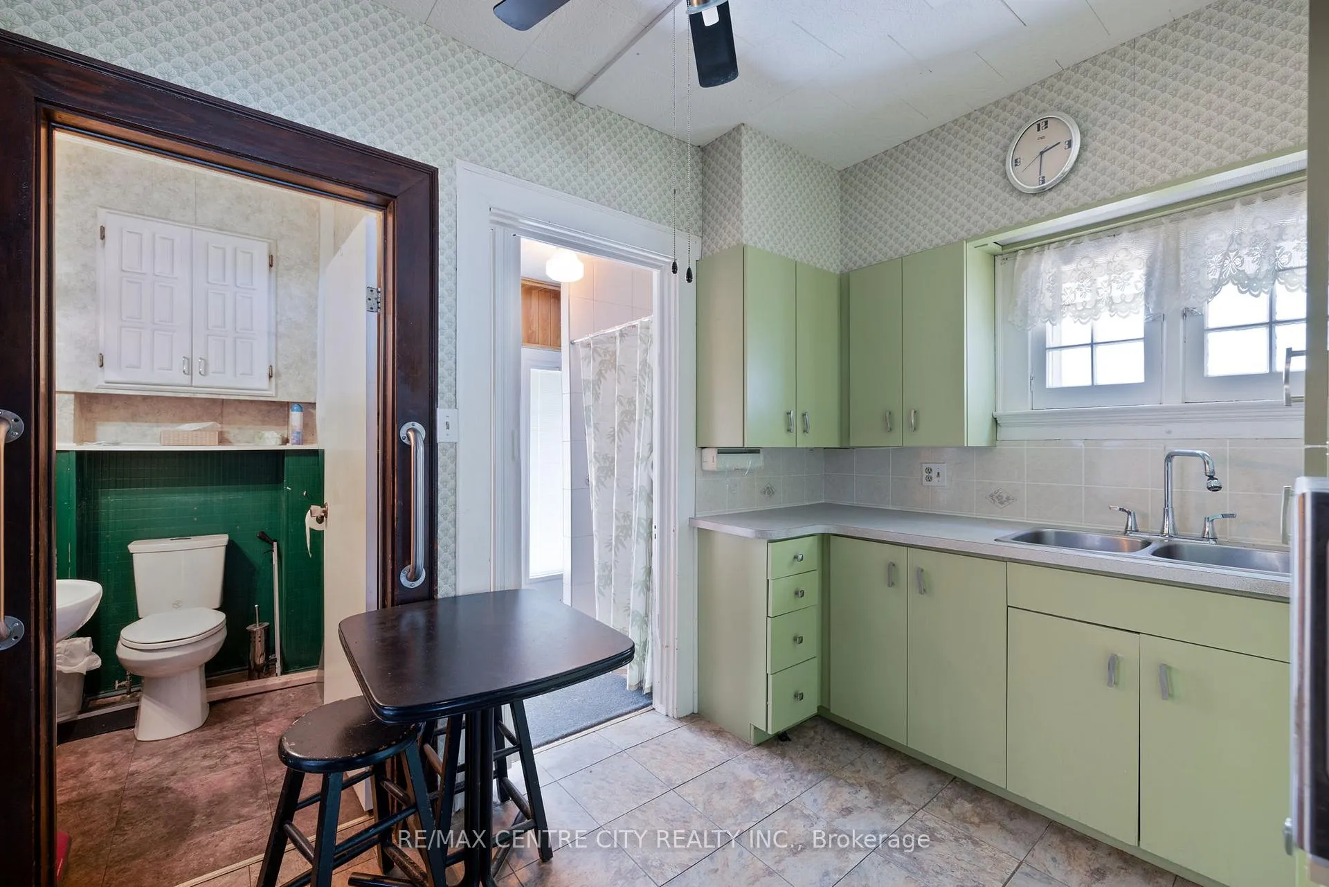 Photo 9 of 14 James Street, Strathroy-Caradoc, NW — HOMEH