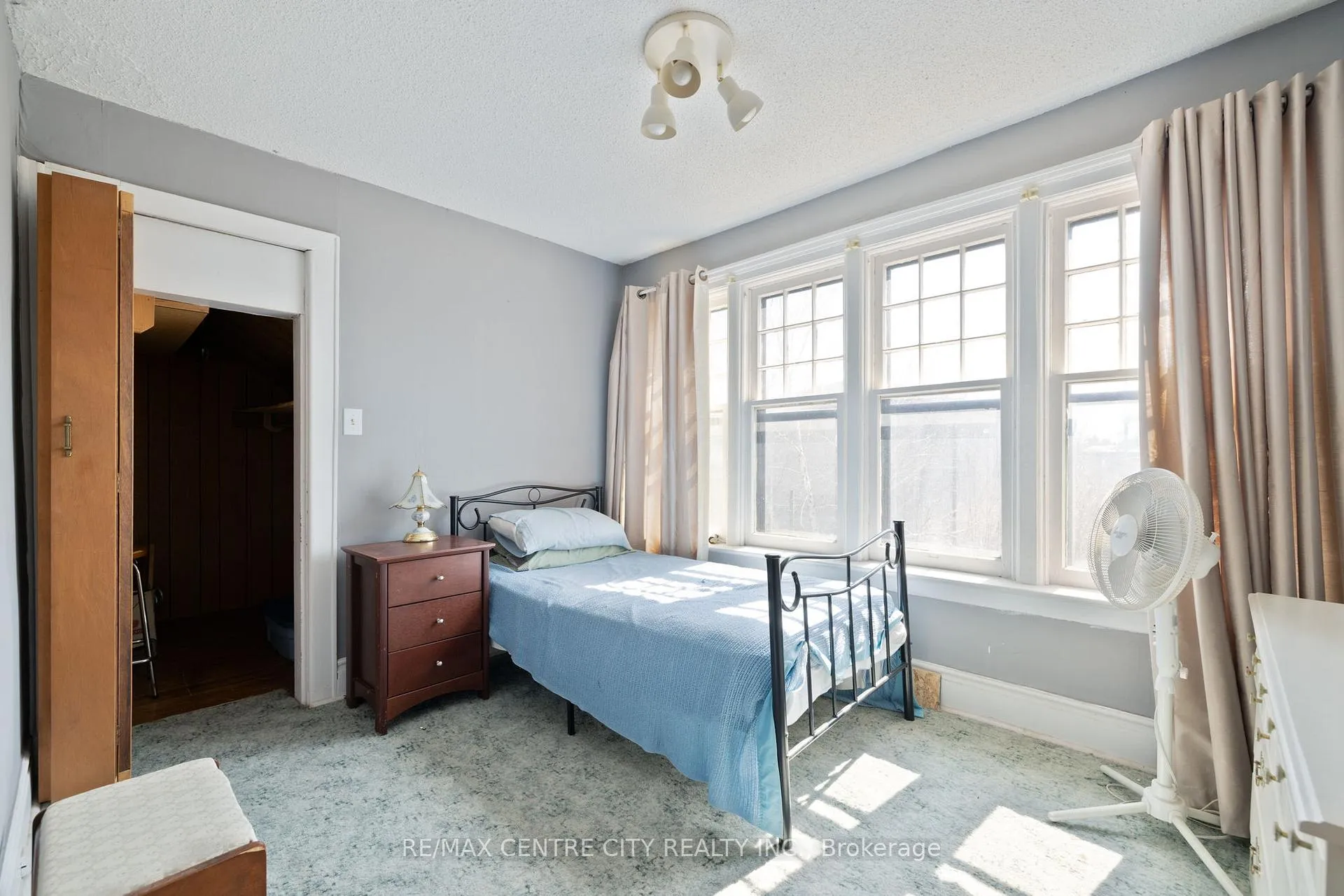 Photo 18 of 14 James Street, Strathroy-Caradoc, NW — HOMEH