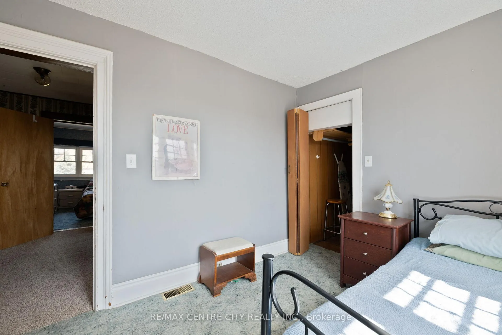 Photo 19 of 14 James Street, Strathroy-Caradoc, NW — HOMEH