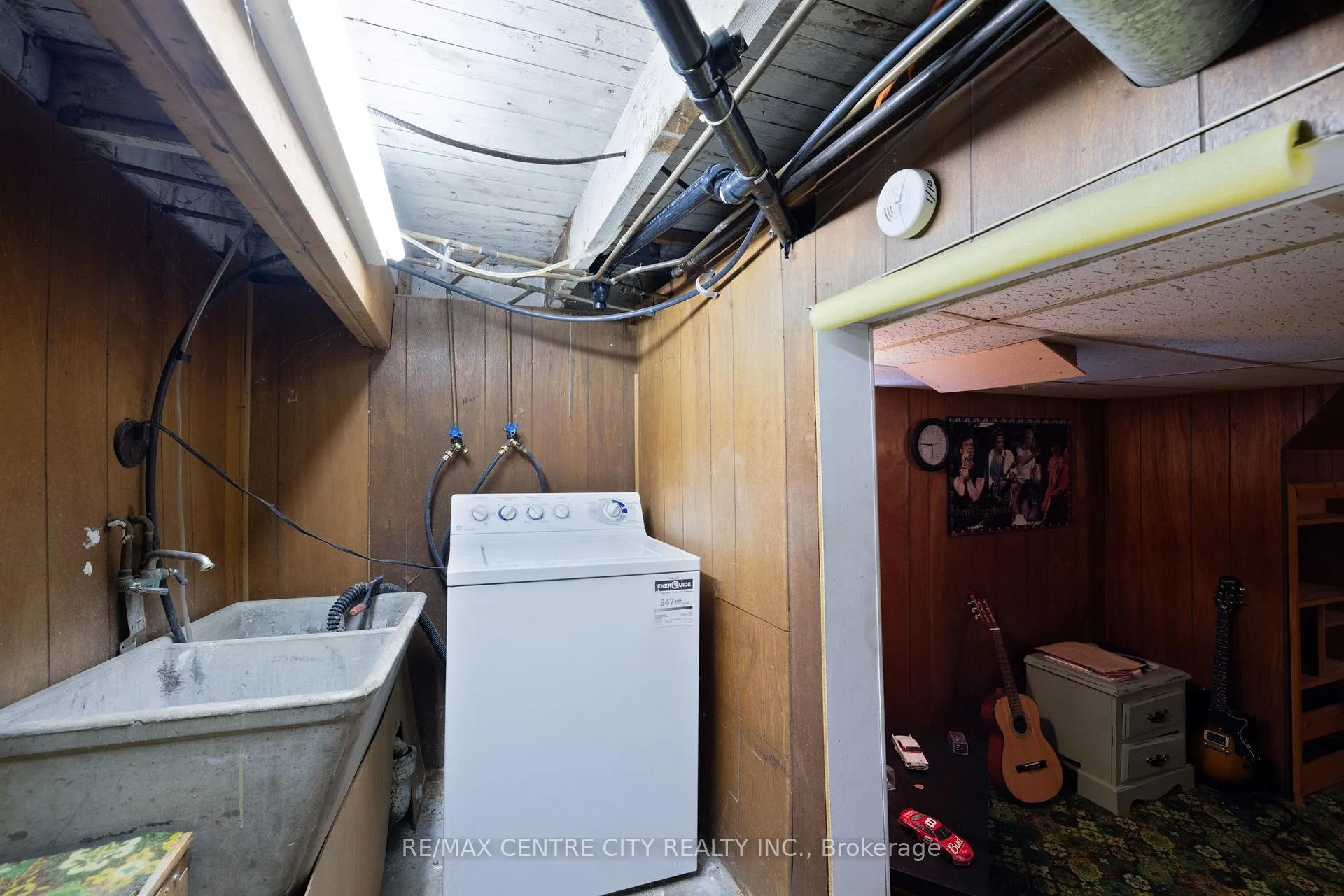 Photo 27 of 14 James Street, Strathroy-Caradoc, NW — HOMEH