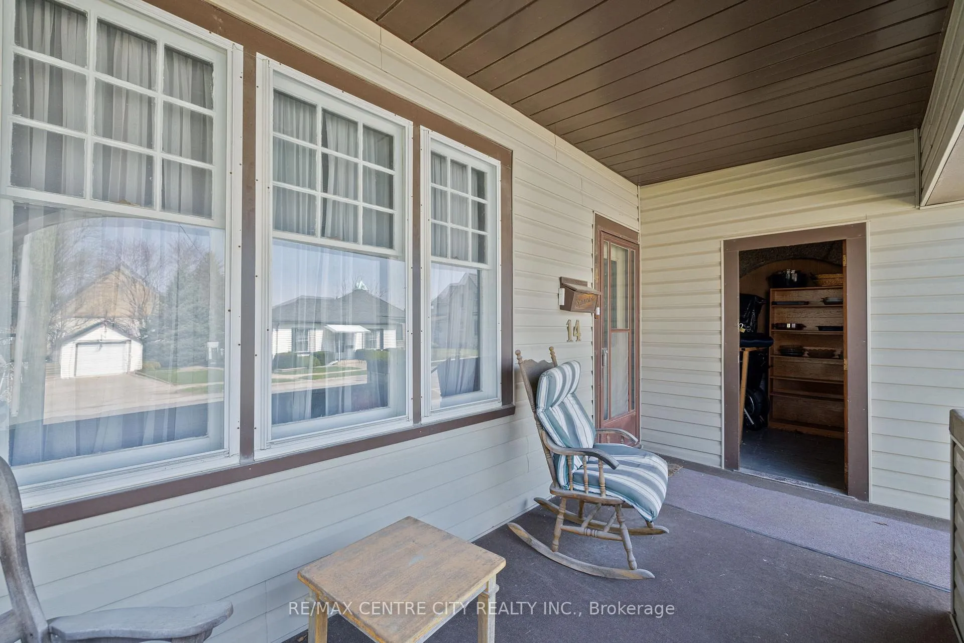 Photo 37 of 14 James Street, Strathroy-Caradoc, NW — HOMEH