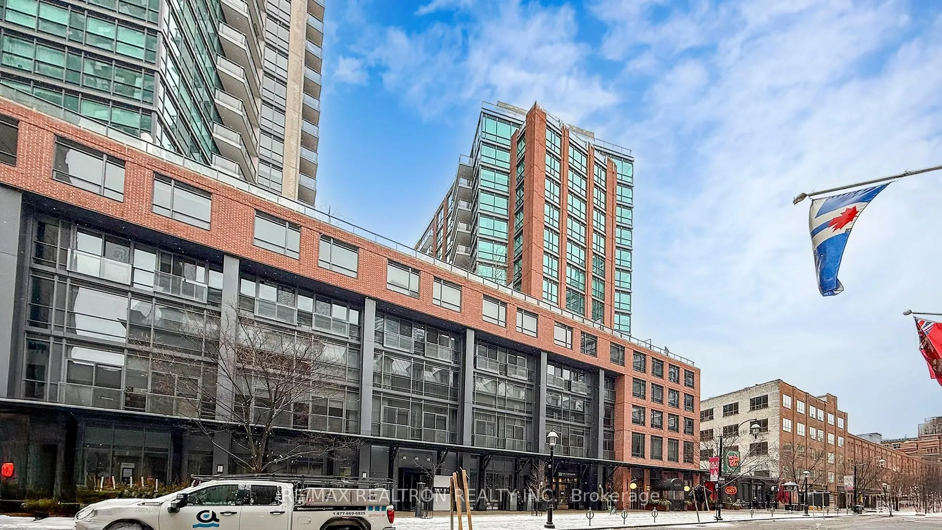 Photo 3 of Unit 709, 38 The Esplanade, Toronto, Waterfront Communities — HOMEH