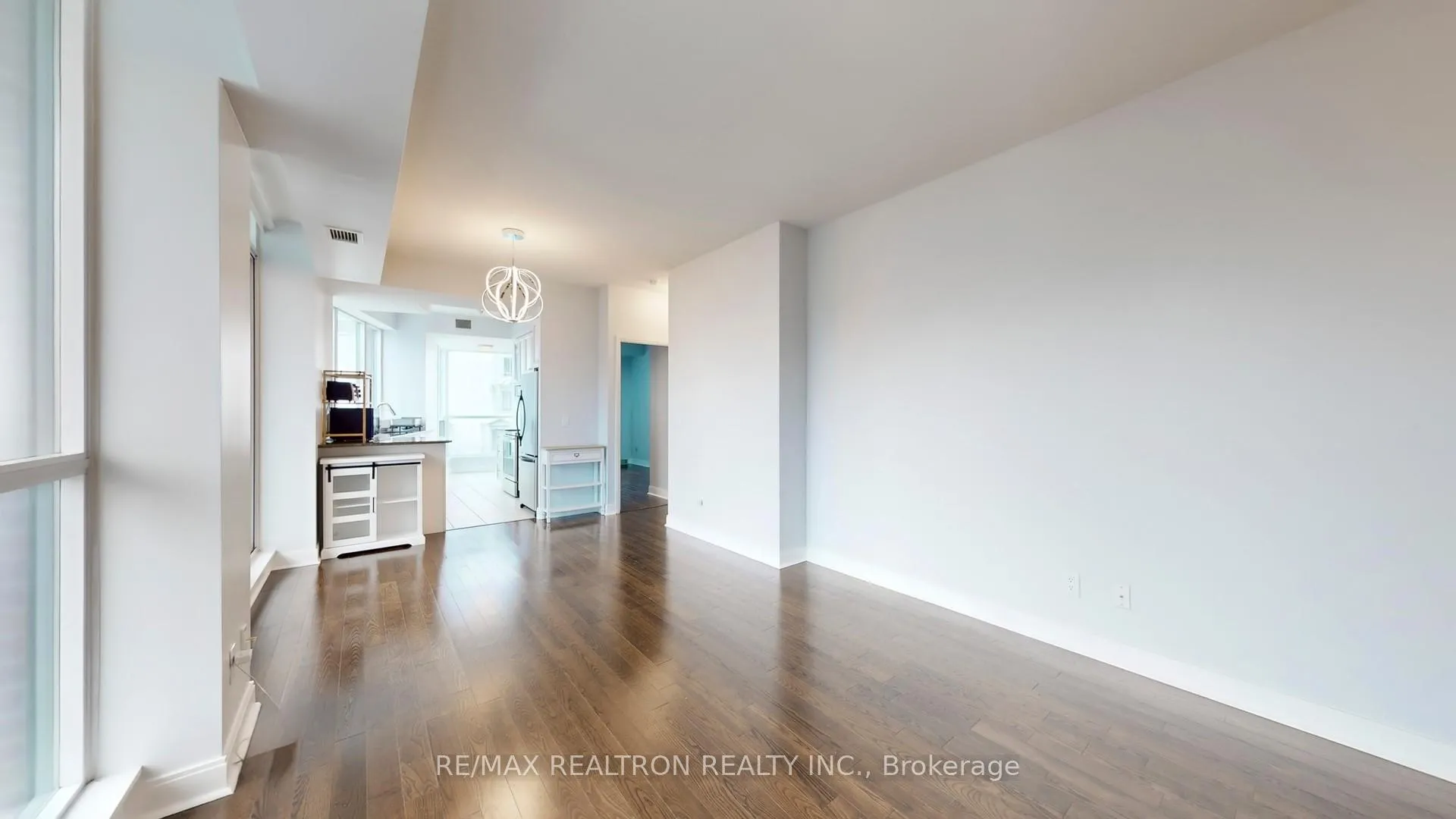 Photo 11 of Unit 709, 38 The Esplanade, Toronto, Waterfront Communities — HOMEH