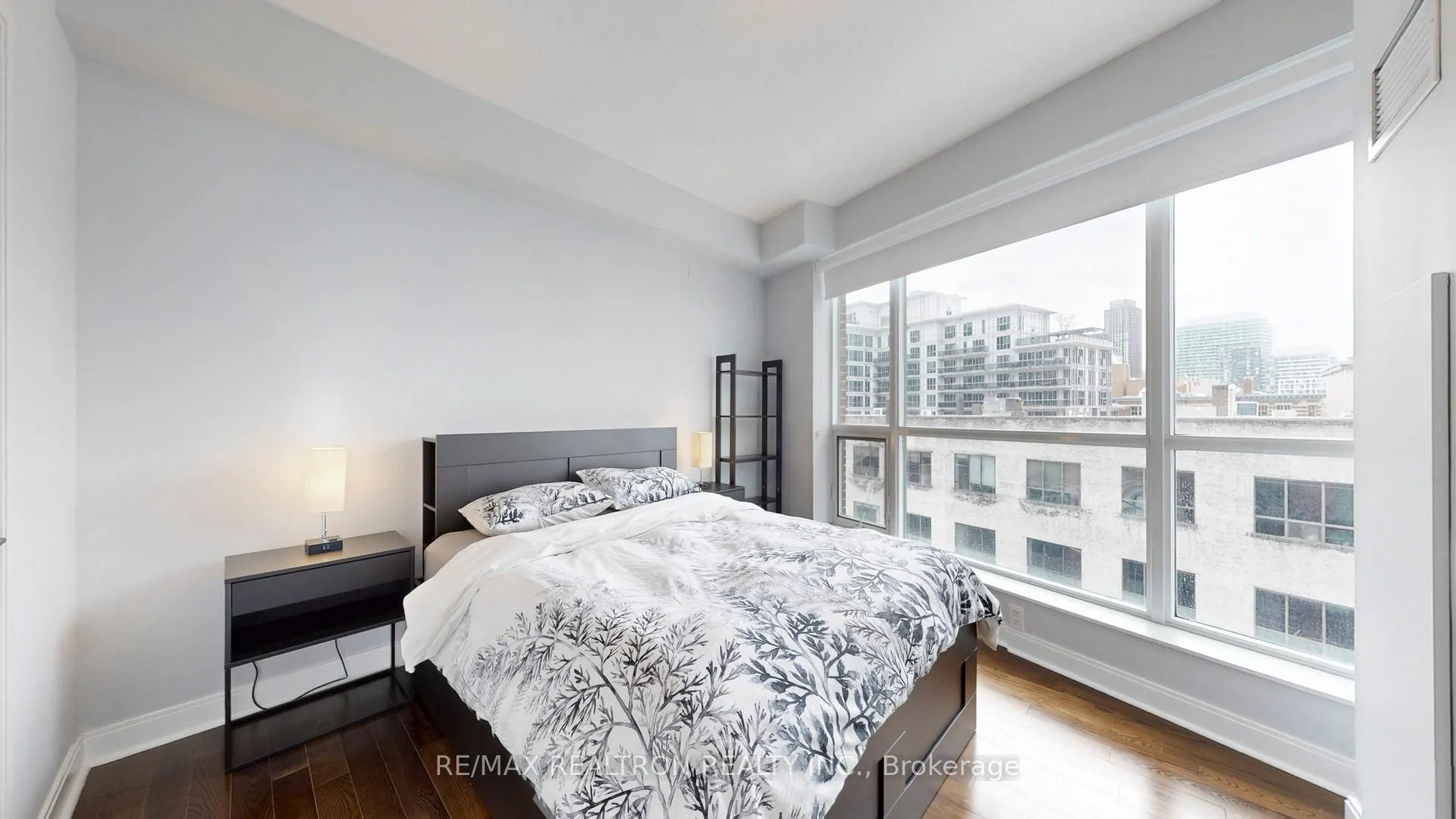 Photo 18 of Unit 709, 38 The Esplanade, Toronto, Waterfront Communities — HOMEH