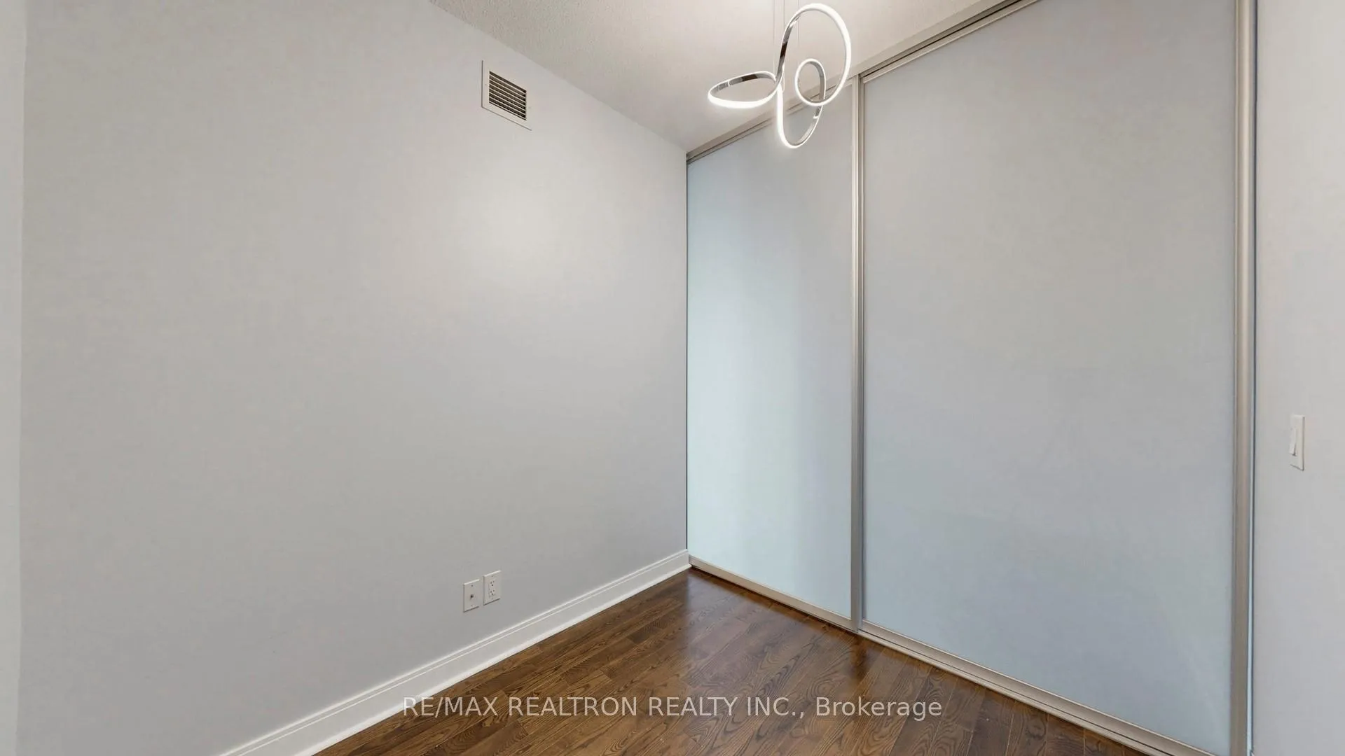 Photo 26 of Unit 709, 38 The Esplanade, Toronto, Waterfront Communities — HOMEH