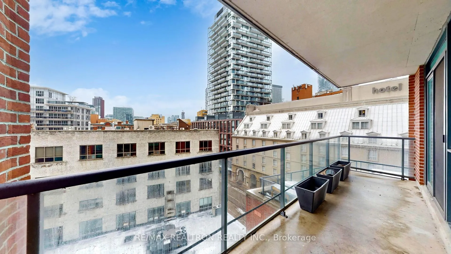 Photo 30 of Unit 709, 38 The Esplanade, Toronto, Waterfront Communities — HOMEH