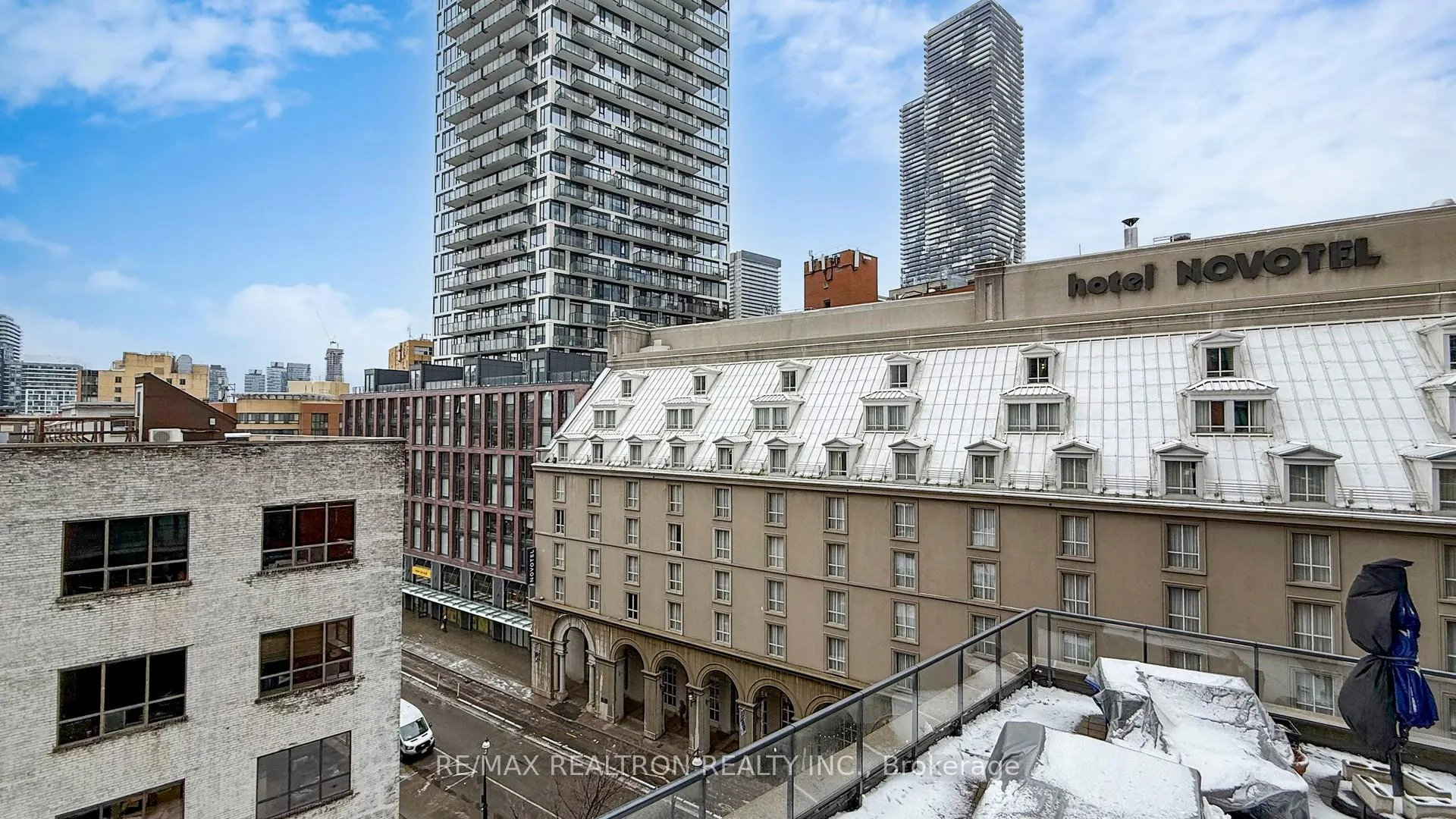 Photo 32 of Unit 709, 38 The Esplanade, Toronto, Waterfront Communities — HOMEH