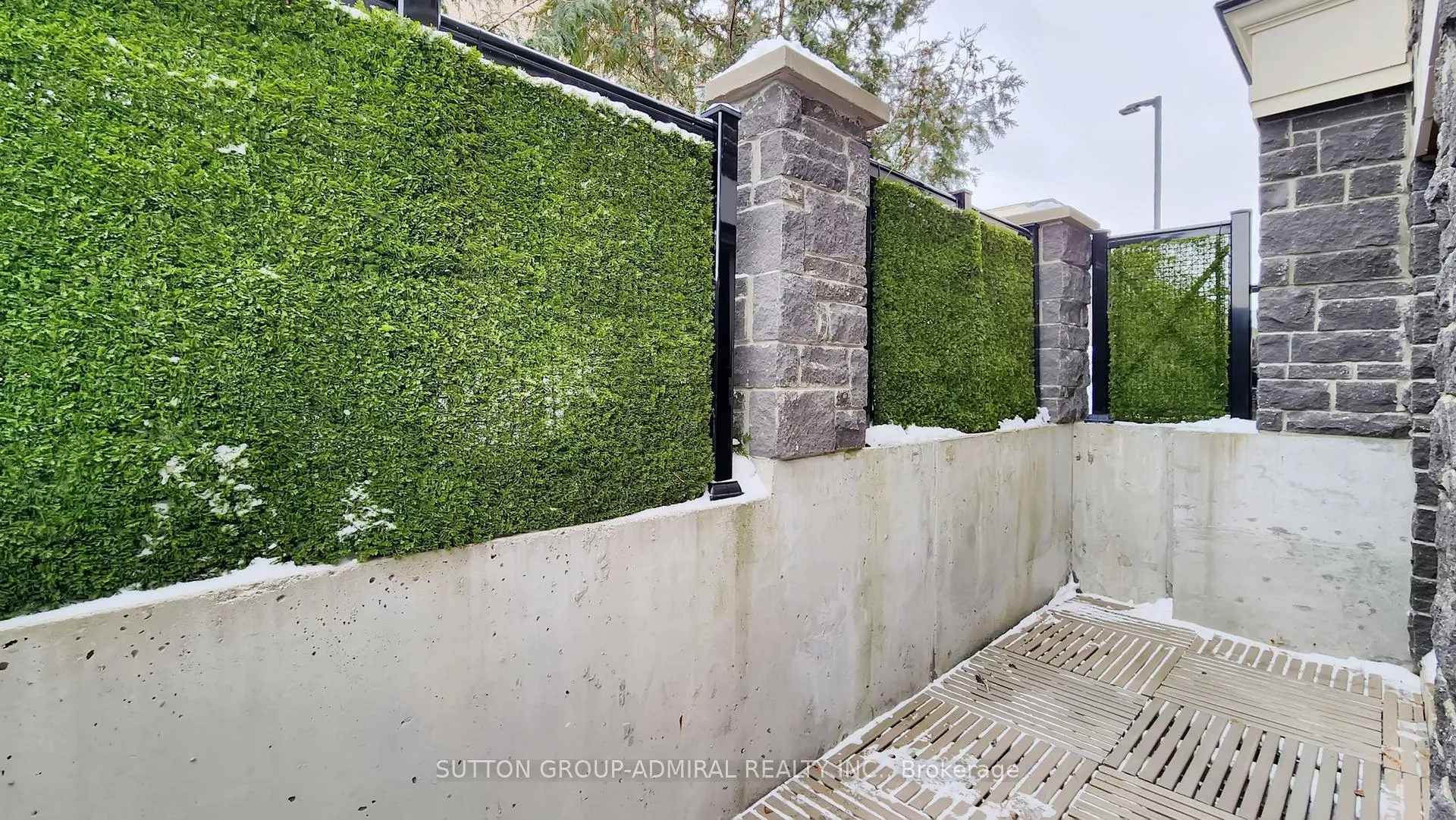 Photo 30 of Unit 2527, 30 Westmeath Lane, Markham, Cornell — HOMEH