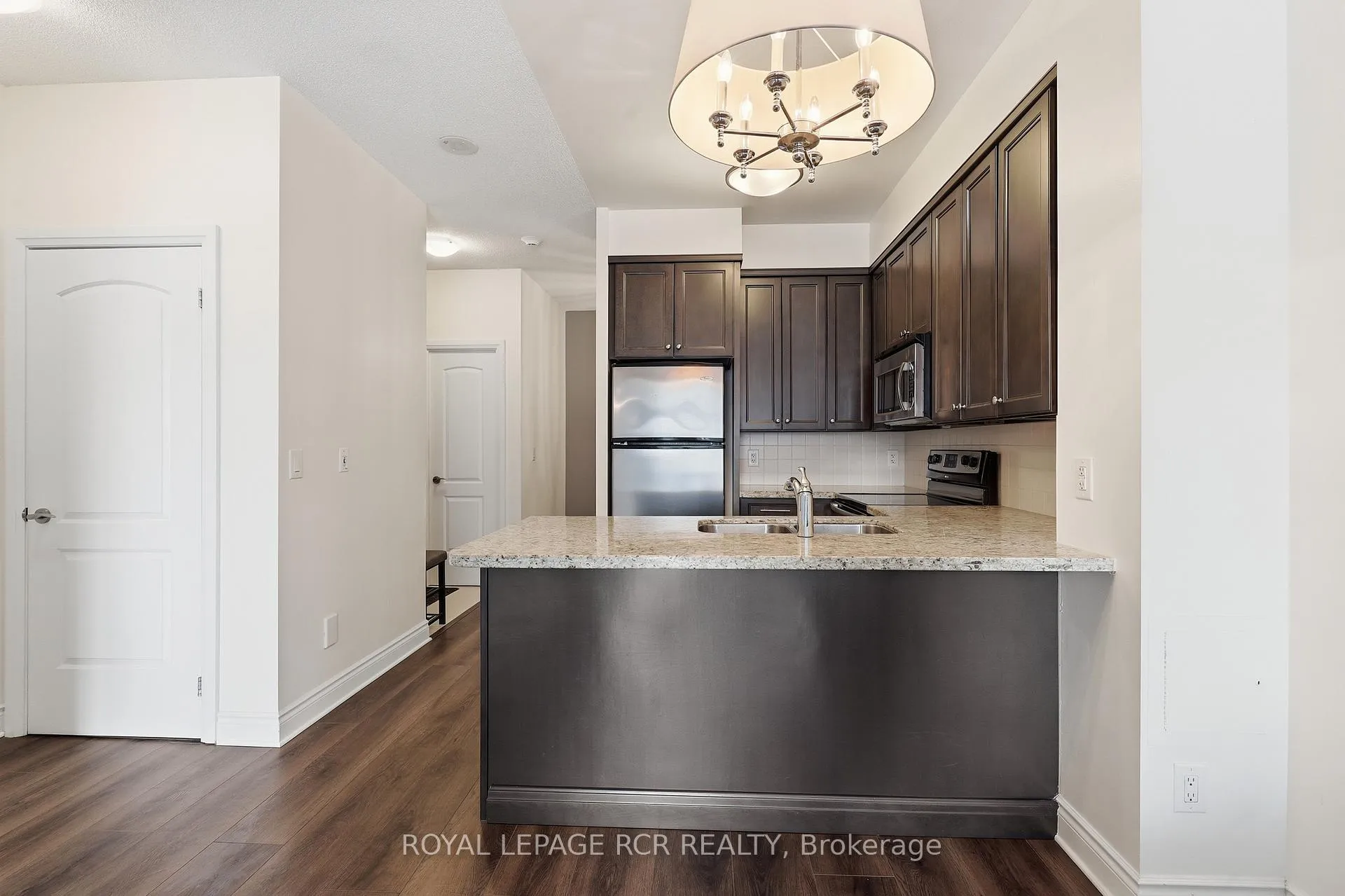 Photo 5 of Unit 109, 30 North Park Road, Vaughan, Beverley Glen — HOMEH