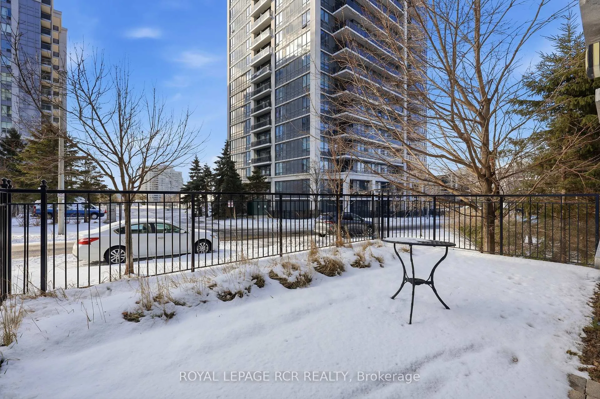 Photo 18 of Unit 109, 30 North Park Road, Vaughan, Beverley Glen — HOMEH