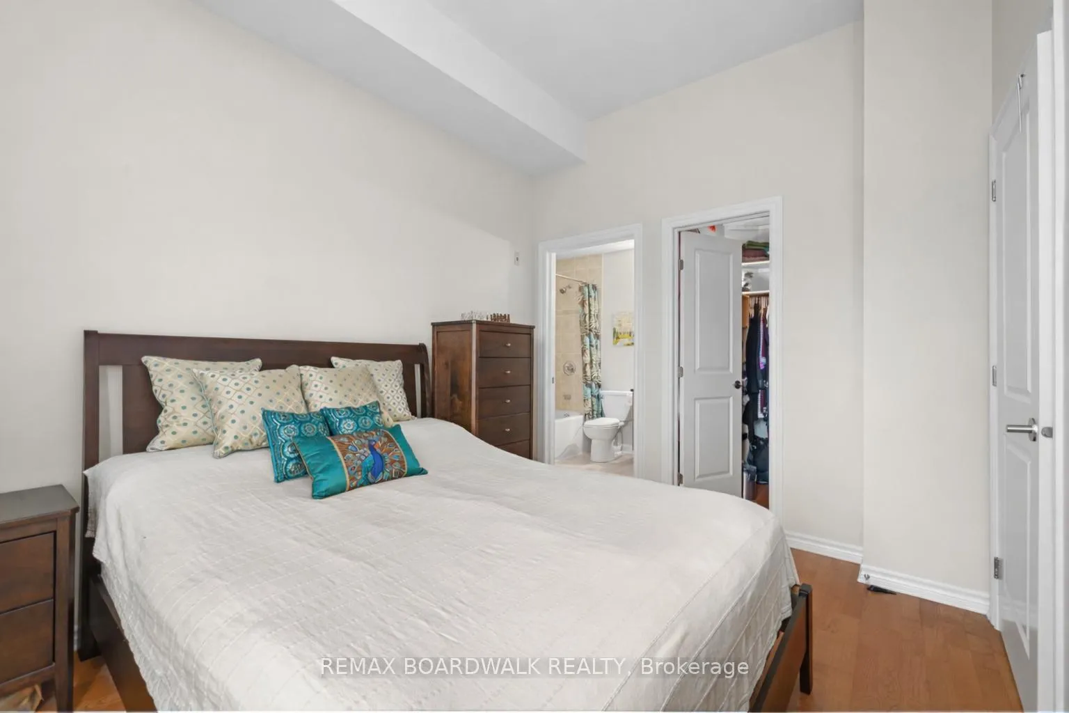 Photo 18 of Unit 1004, 314 Central Park Drive, Ottawa, Central Park — HOMEH